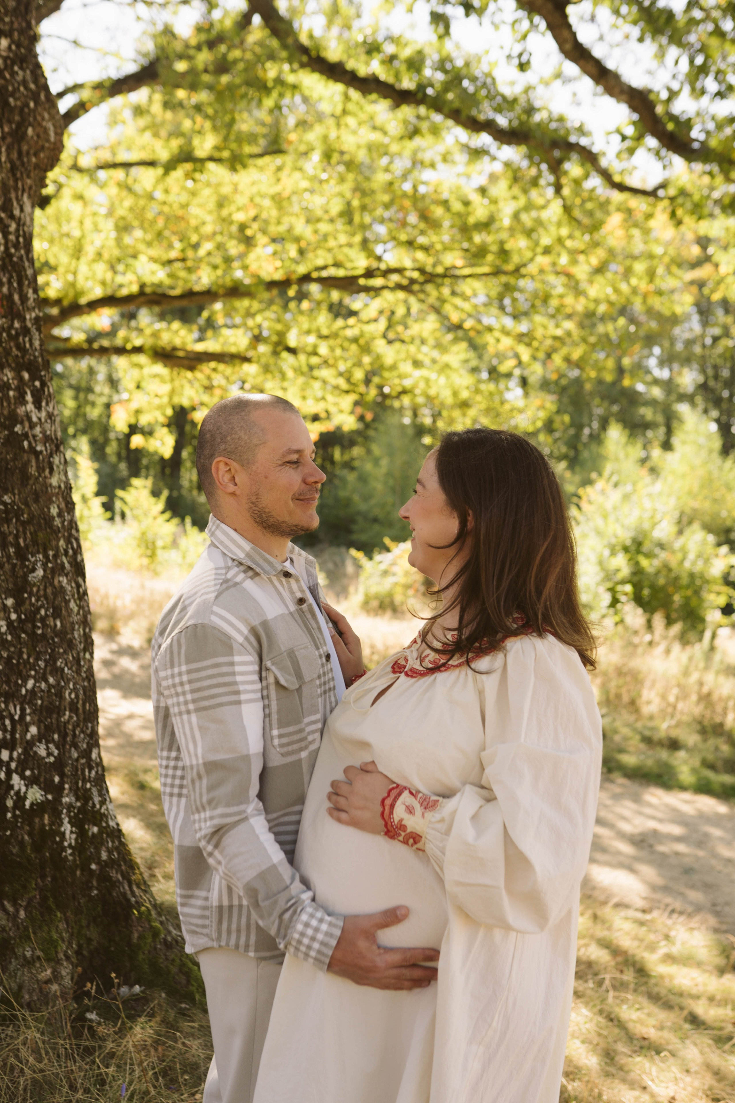 Poveste Toamna Colorata sesiune foto in natura toamna. Madalina Beda- Artist vizual, fotograf, doula la nastere, consultant babywearing Brasov si in toata tara