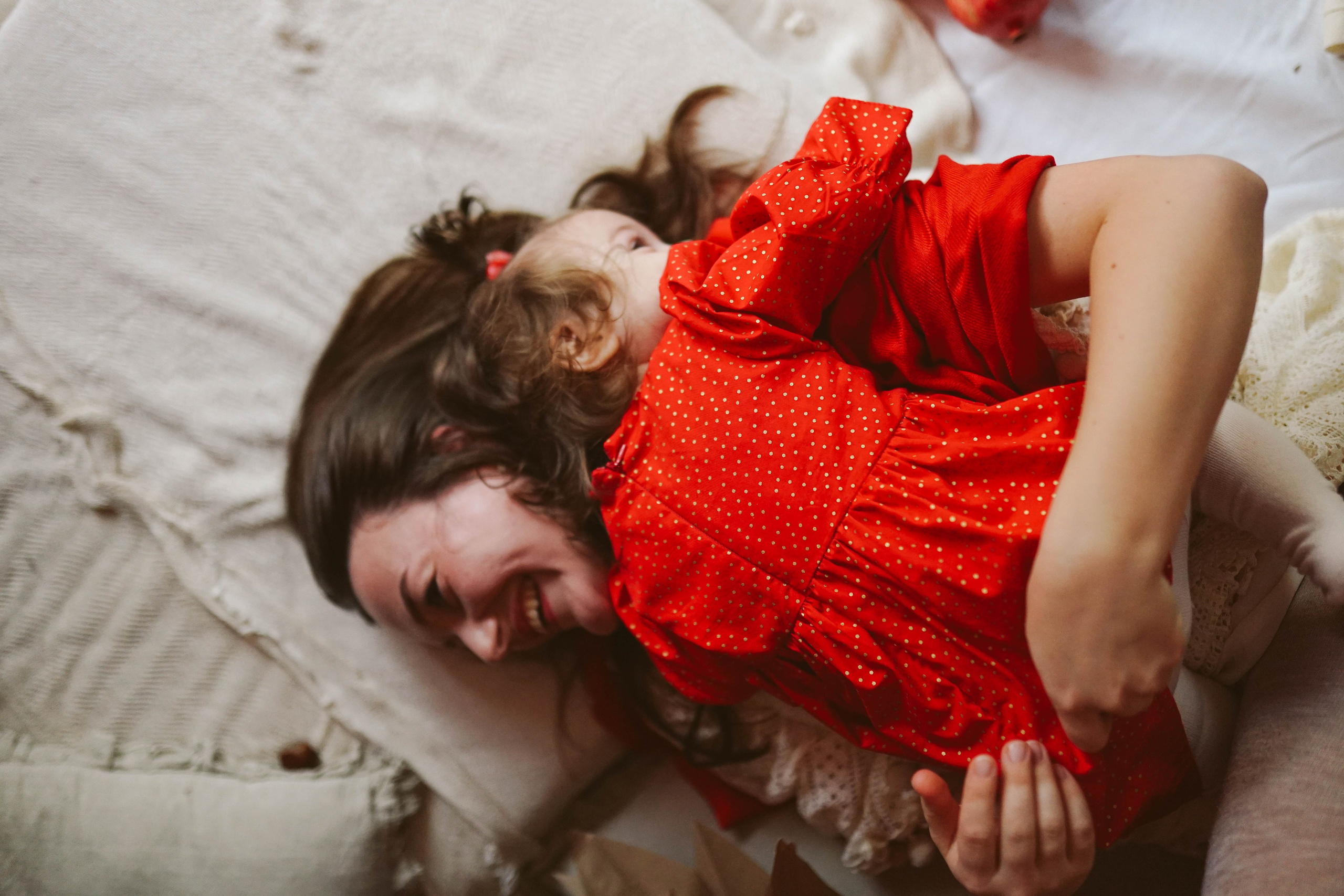 Poveste de Iarna Sesiune foto. Madalina Beda- Artist vizual, fotograf, doula la nastere, consultant babywearing Brasov si in toata tara
