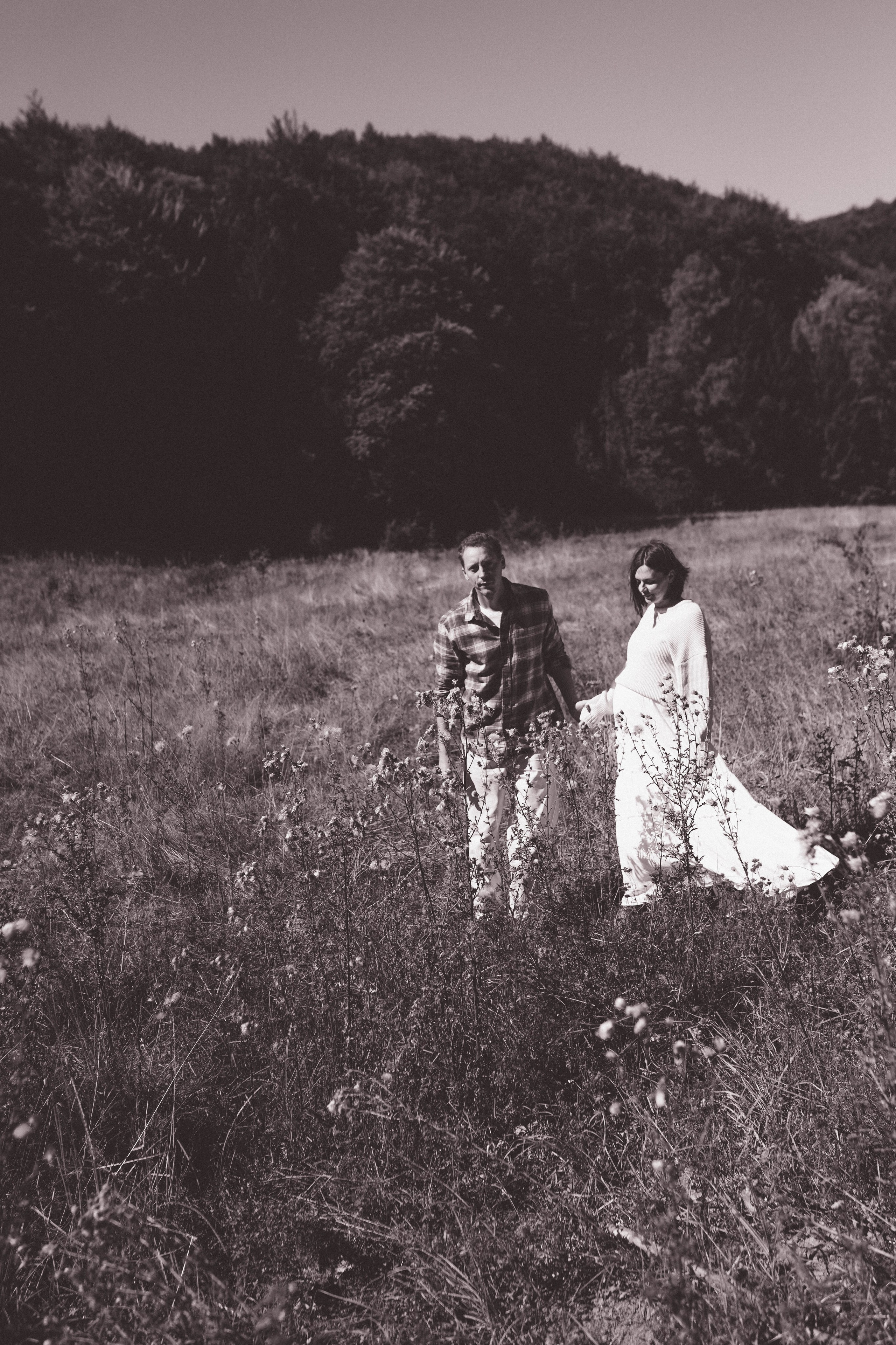 Poveste Toamna Colorata sesiune foto in natura toamna. Madalina Beda- Artist vizual, fotograf, doula la nastere, consultant babywearing Brasov si in toata tara