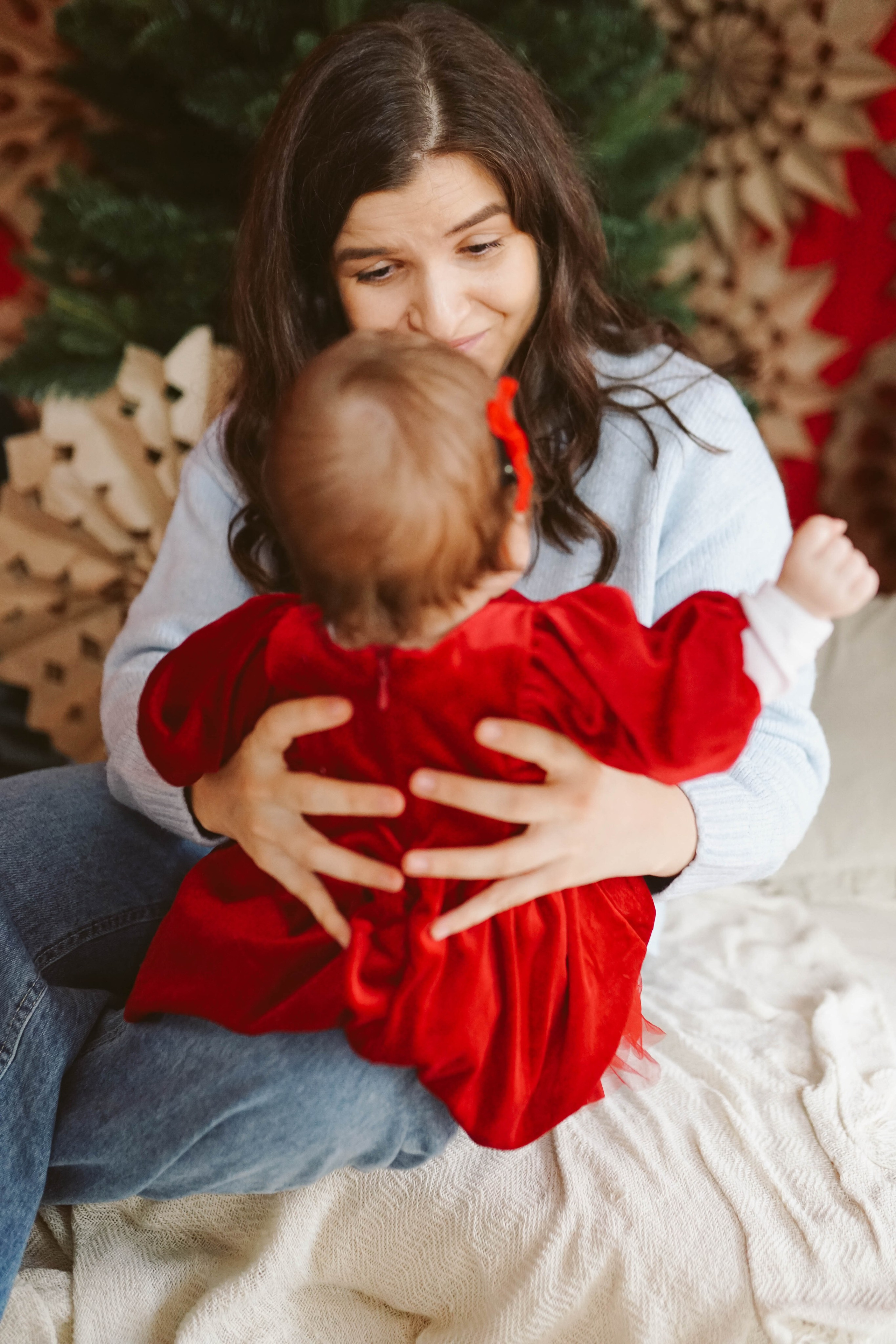 Poveste de Iarna Sesiune foto. Madalina Beda- Artist vizual, fotograf, doula la nastere, consultant babywearing Brasov si in toata tara