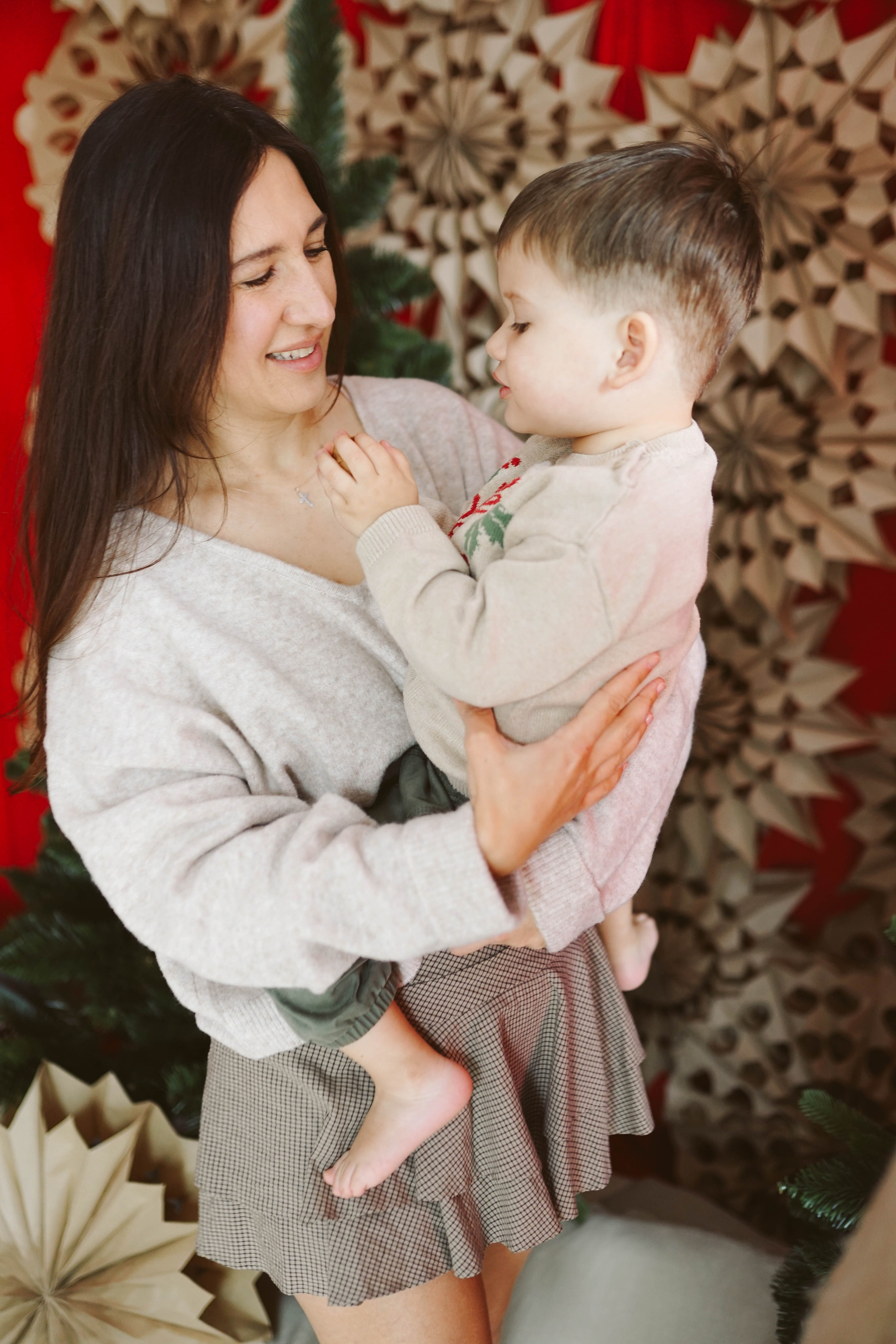 Poveste de Iarna Sesiune foto. Madalina Beda- Artist vizual, fotograf, doula la nastere, consultant babywearing Brasov si in toata tara