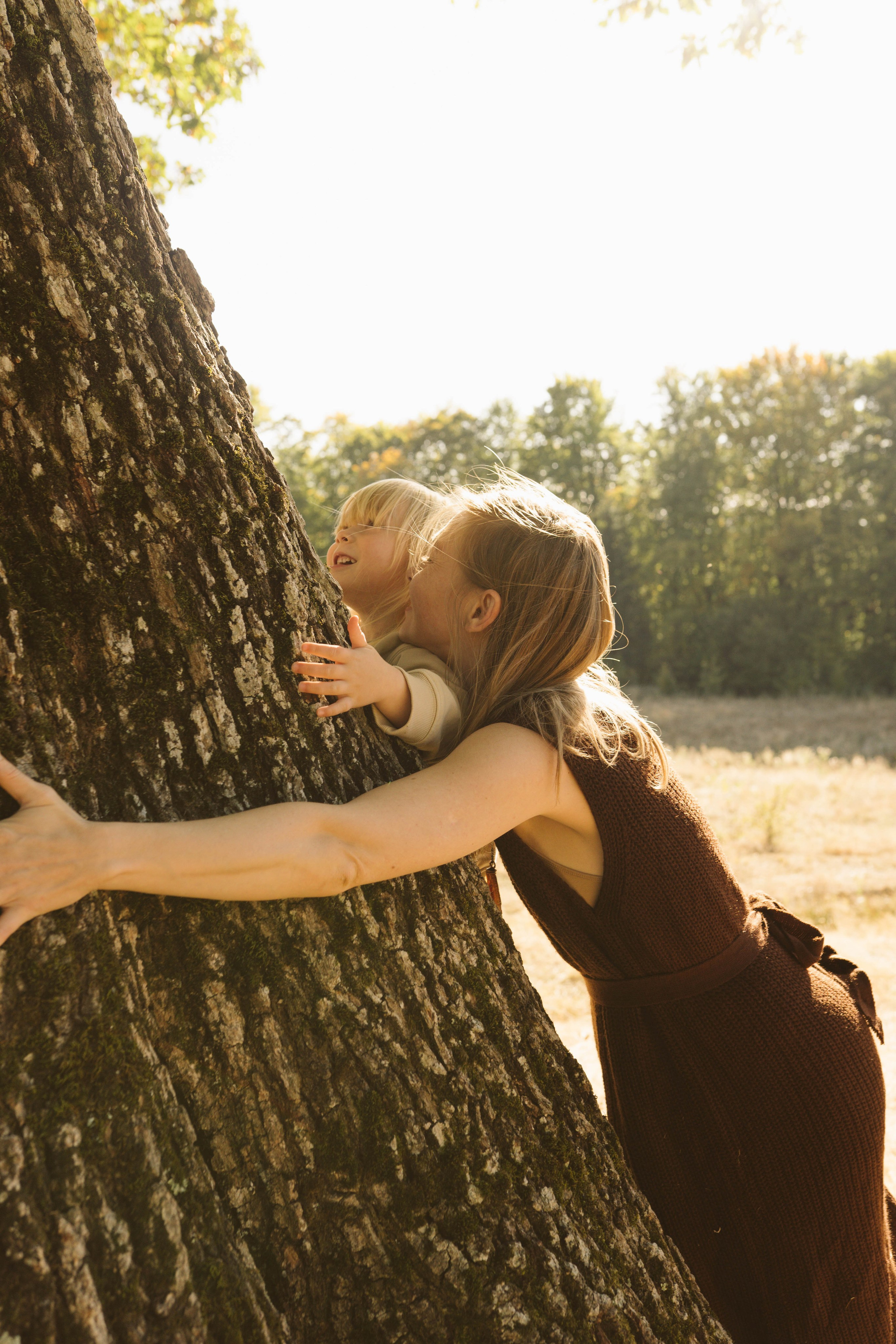 Poveste Toamna Colorata sesiune foto in natura toamna. Madalina Beda- Artist vizual, fotograf, doula la nastere, consultant babywearing Brasov si in toata tara