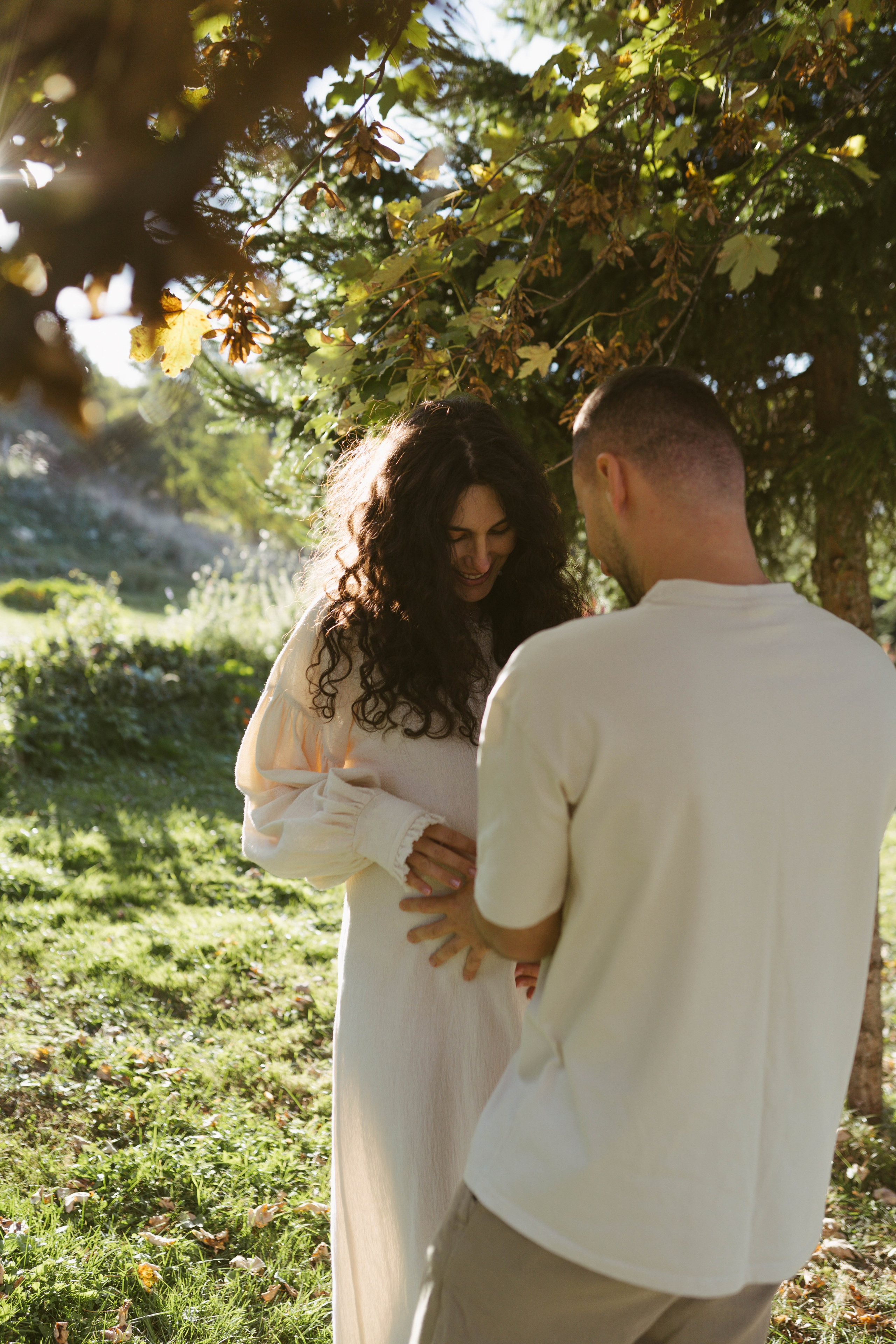 Poveste Toamna Colorata sesiune foto in natura toamna. Madalina Beda- Artist vizual, fotograf, doula la nastere, consultant babywearing Brasov si in toata tara