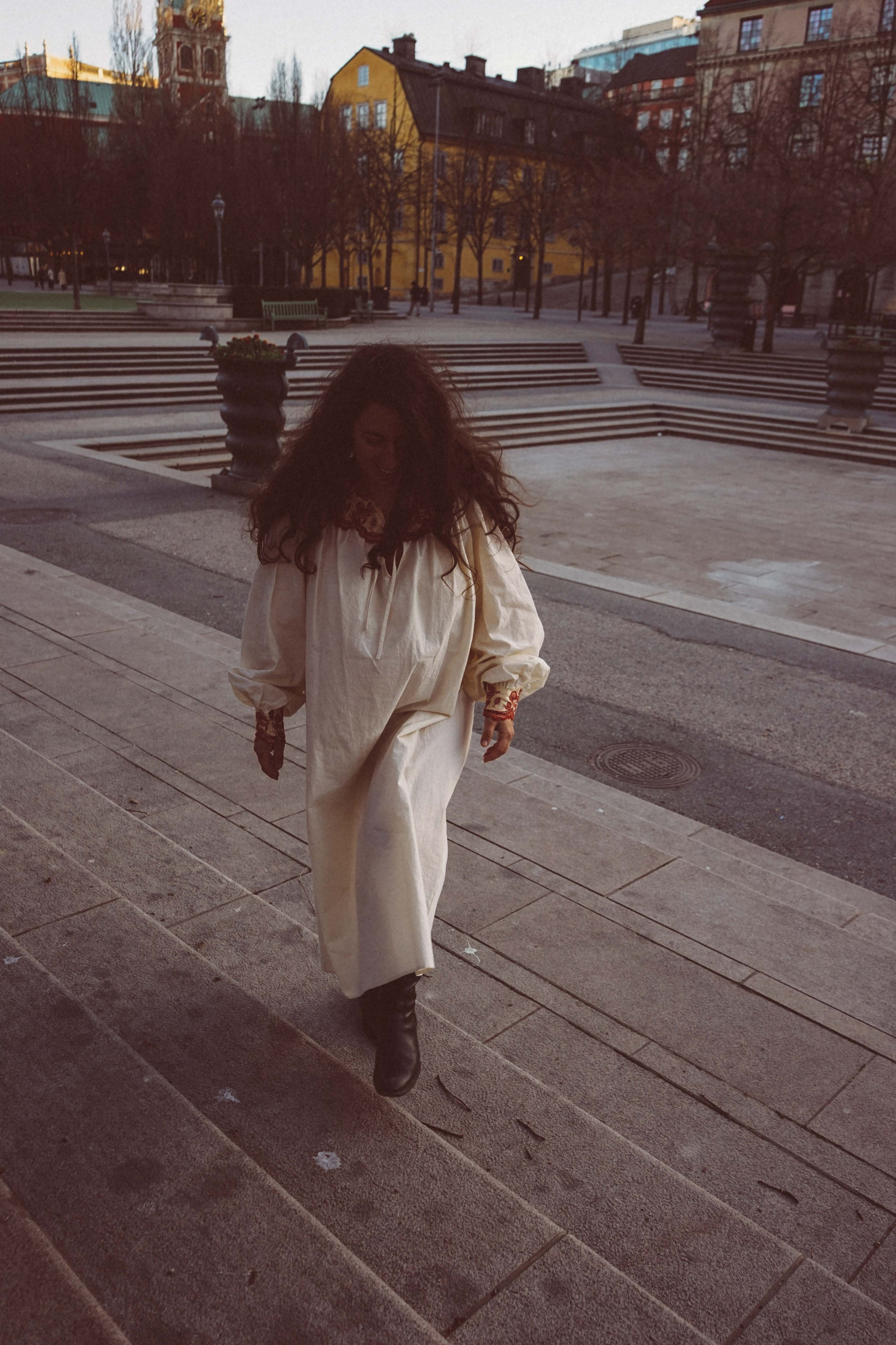 Fotografie de portret și fine art | Mi-e sete de soarele din Stockholm x Lilibeth. Madalina Beda- Artist vizual, fotograf, doula la nastere, consultant babywearing Brasov si in toata tara