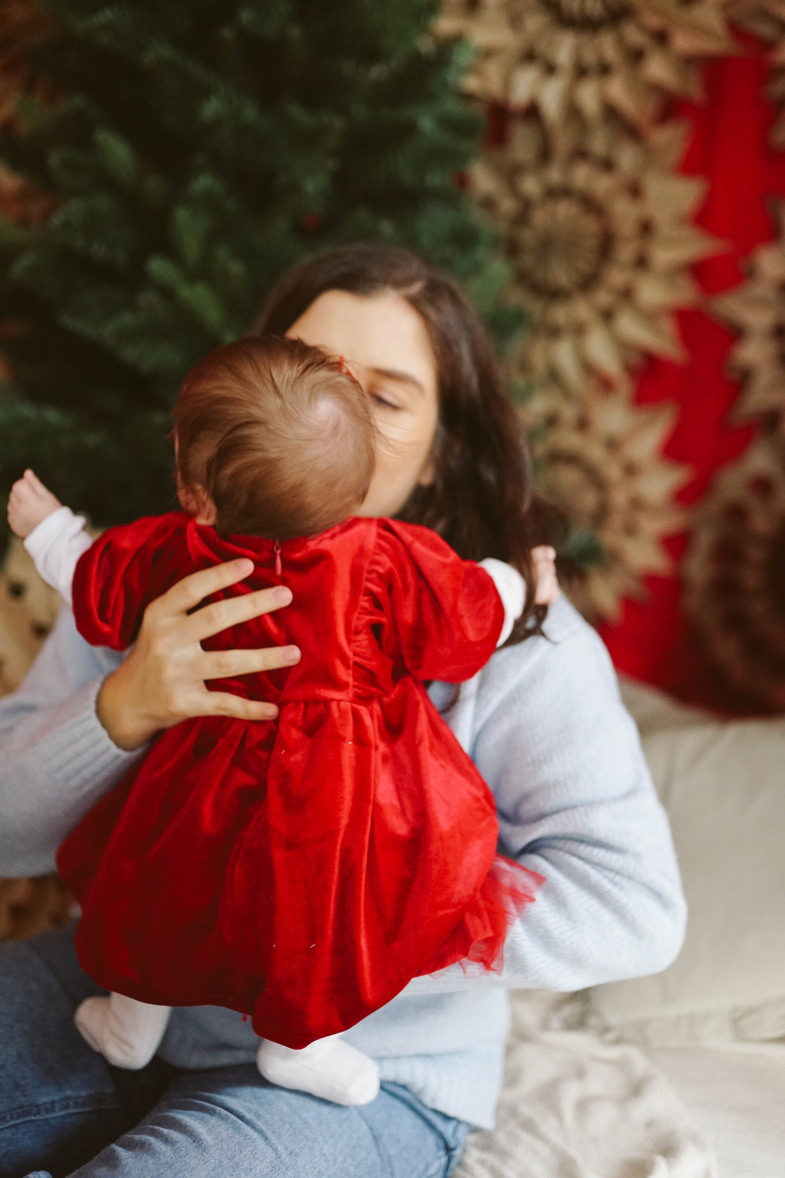 Poveste de Iarna Sesiune foto. Madalina Beda- Artist vizual, fotograf, doula la nastere, consultant babywearing Brasov si in toata tara