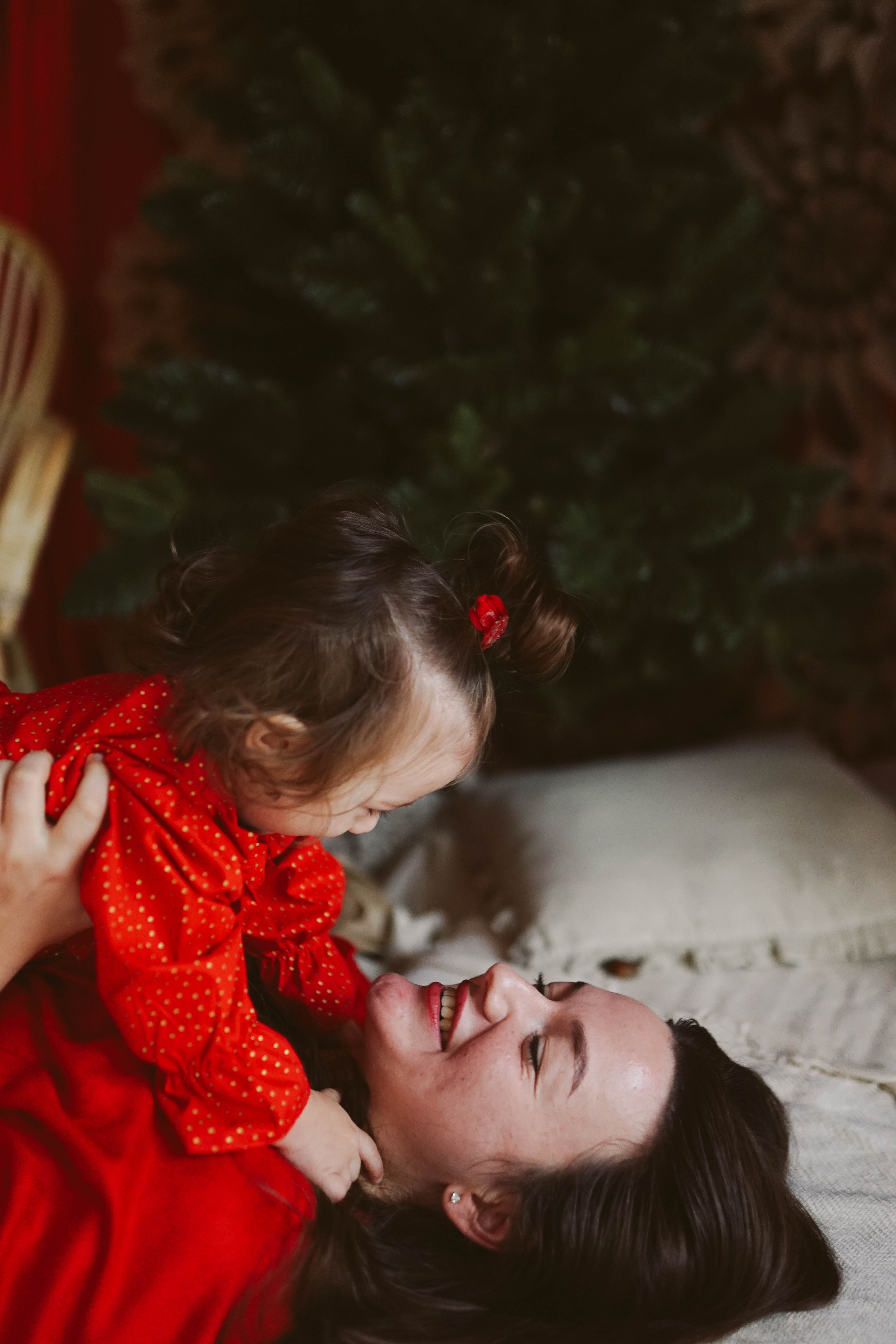 Poveste de Iarna Sesiune foto. Madalina Beda- Artist vizual, fotograf, doula la nastere, consultant babywearing Brasov si in toata tara