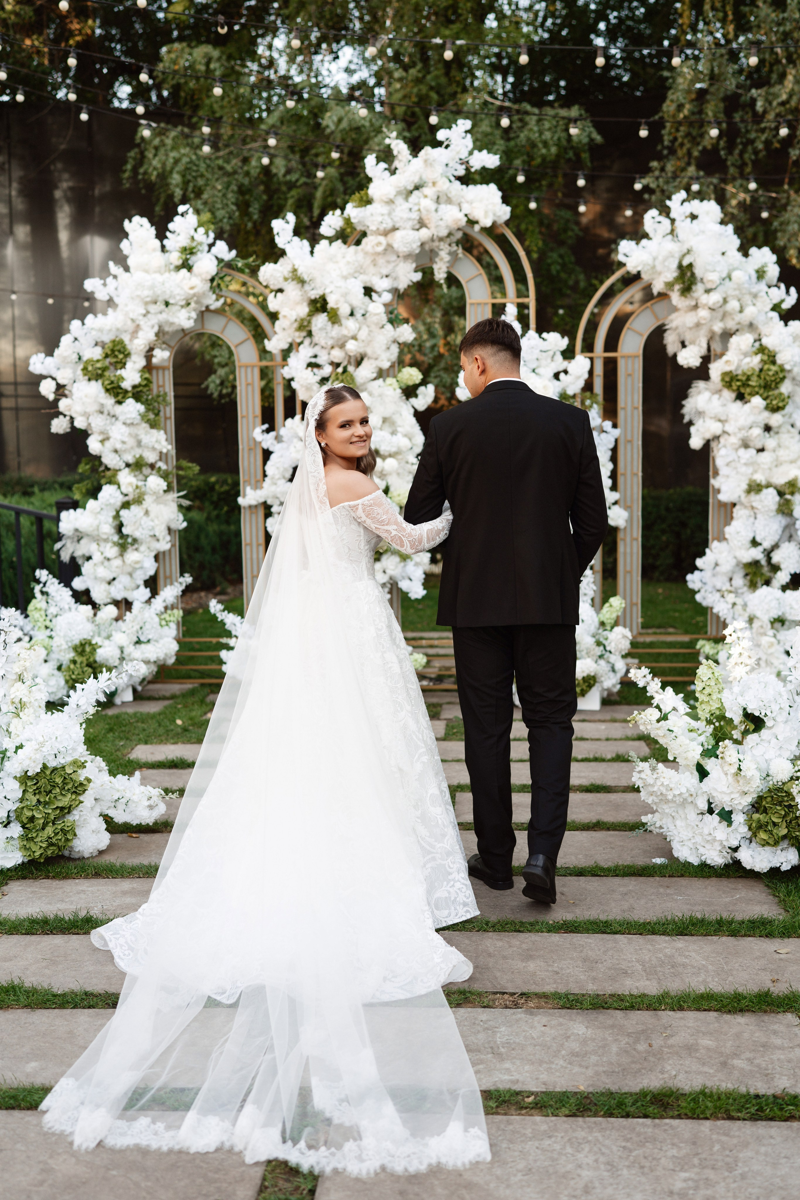 Vasile & Sanda. Home