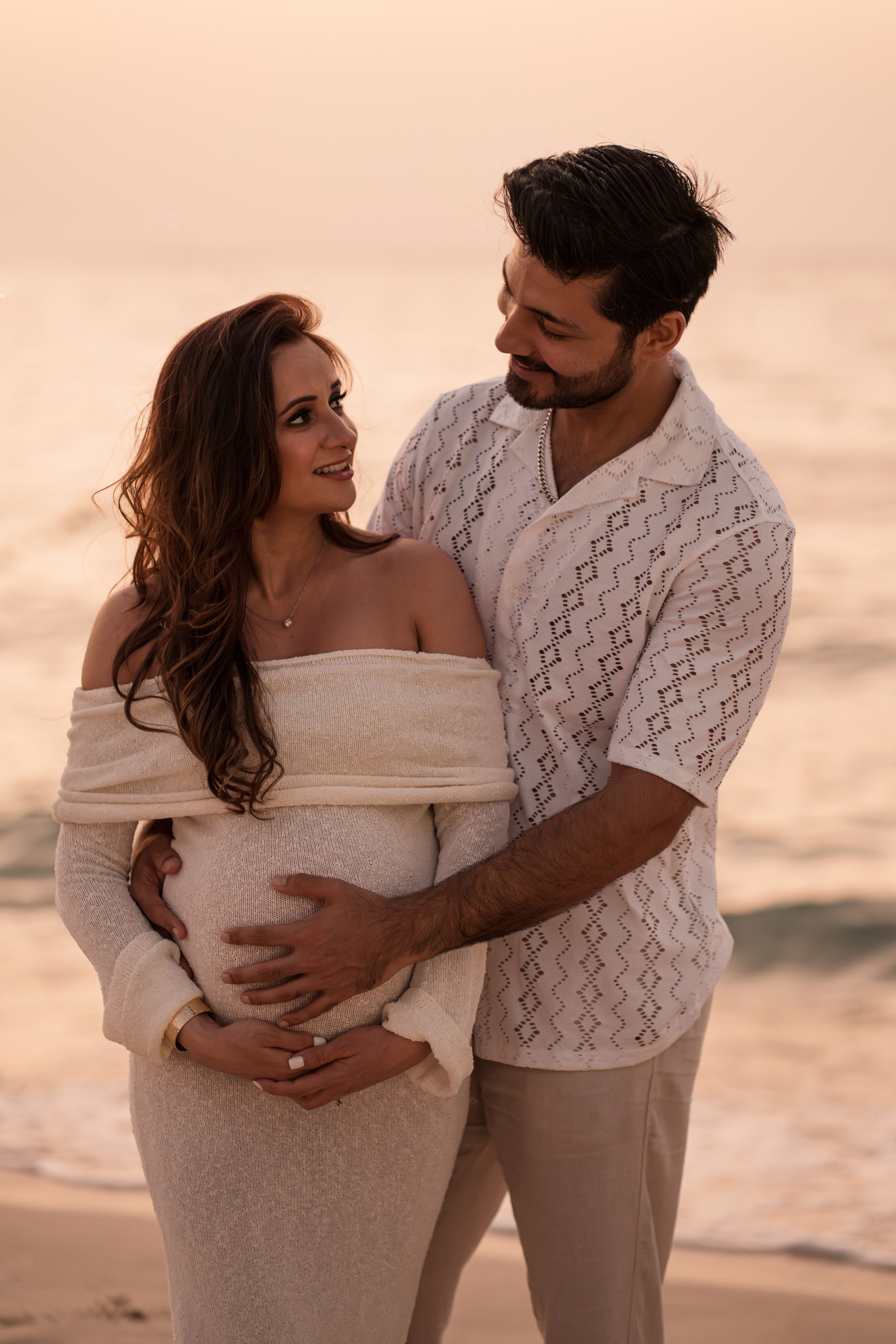 Waves of new beginnings. Angela Iakovleva — Family Photographer in Dubai