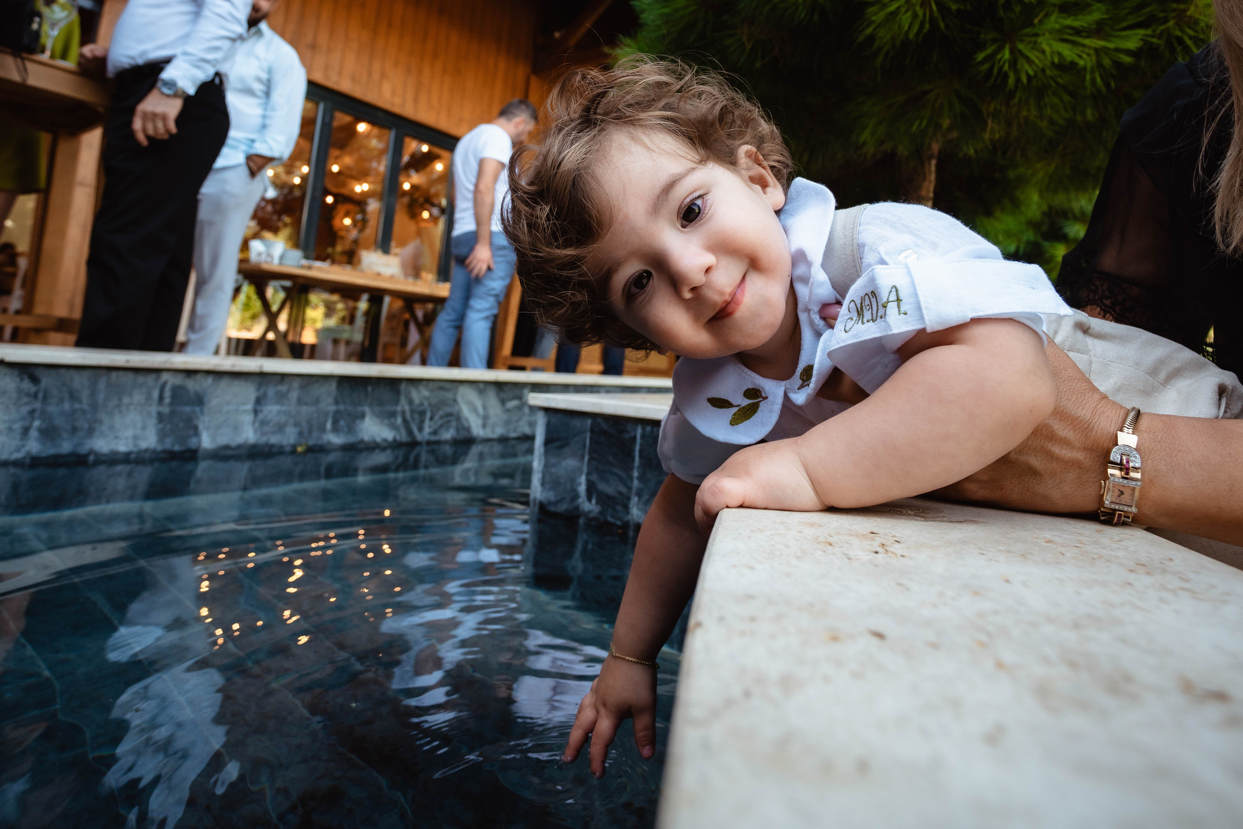 Victor. Fotograf nunta si evenimente Giurgiu