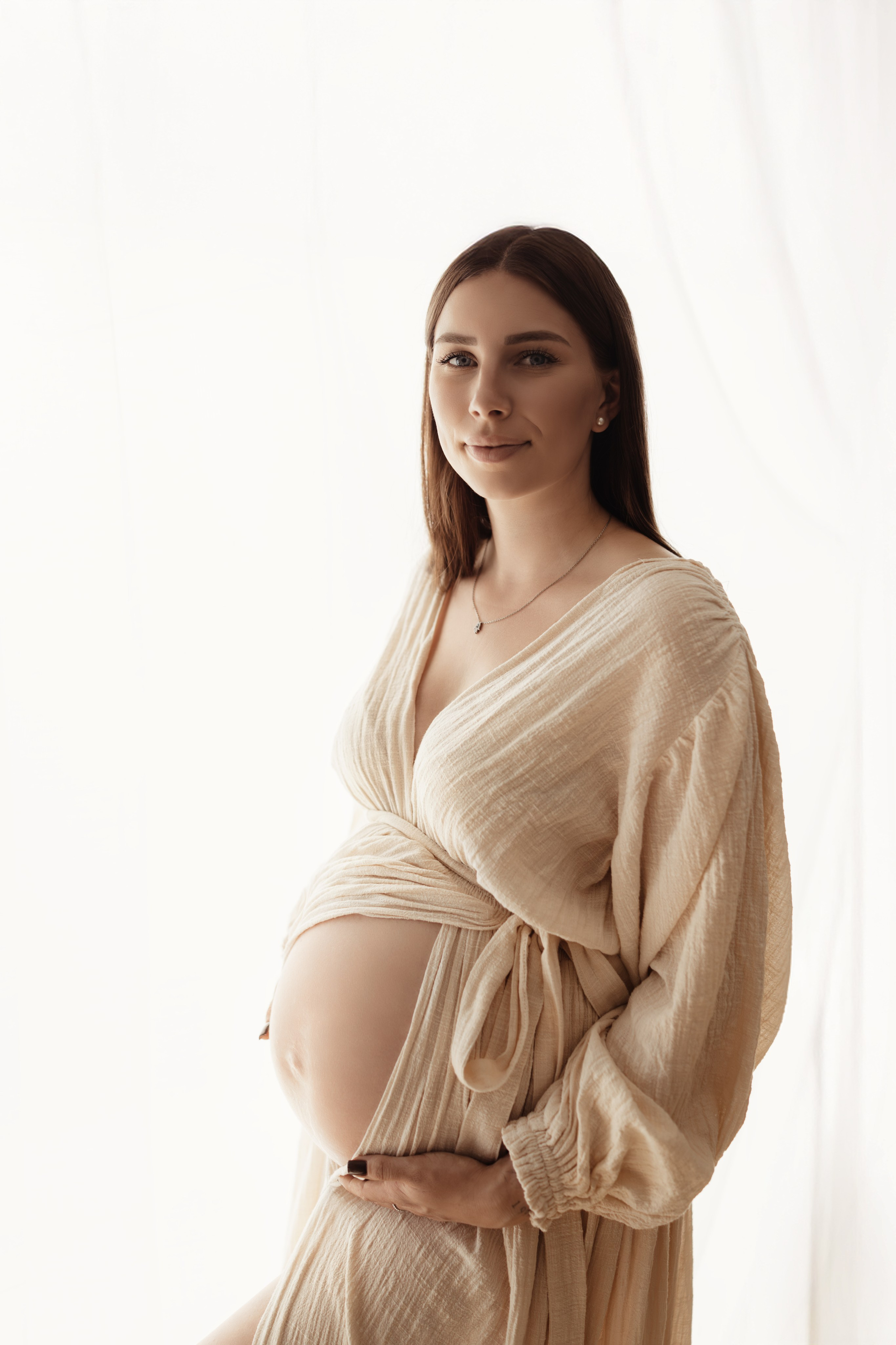Maternity. Newborn, kids, family photographer based near Zurich, Switzerland