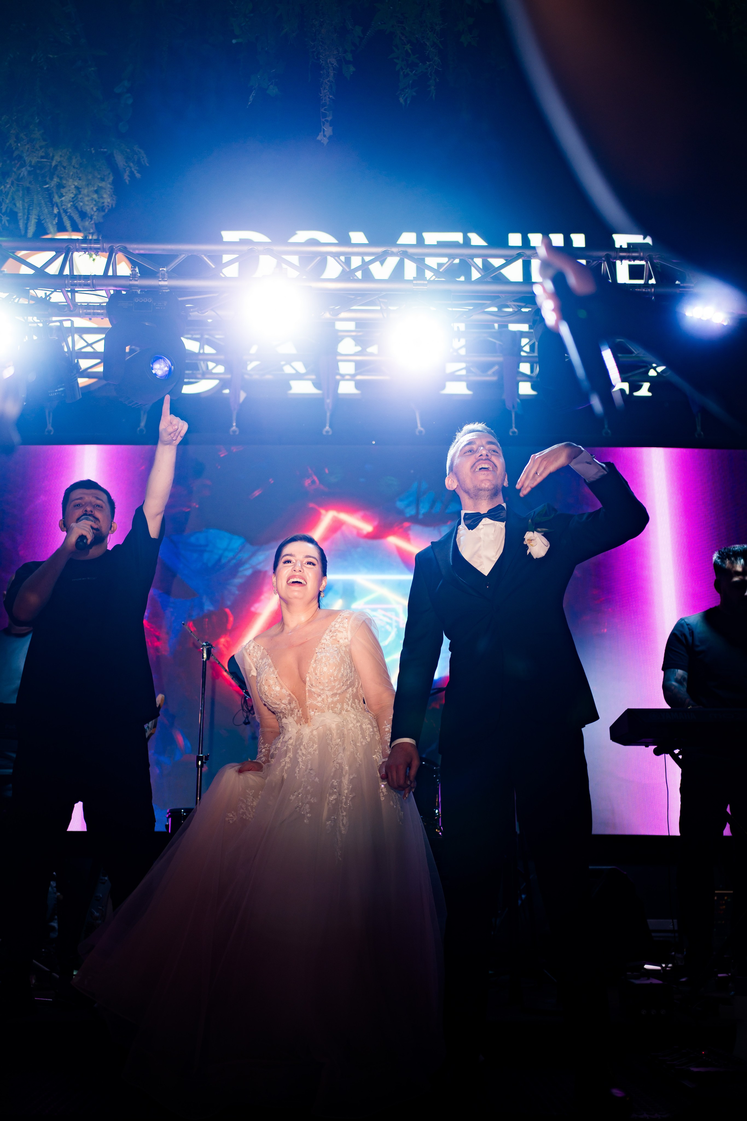 PARTY. Gabriel Florea — Fotograf nuntă București