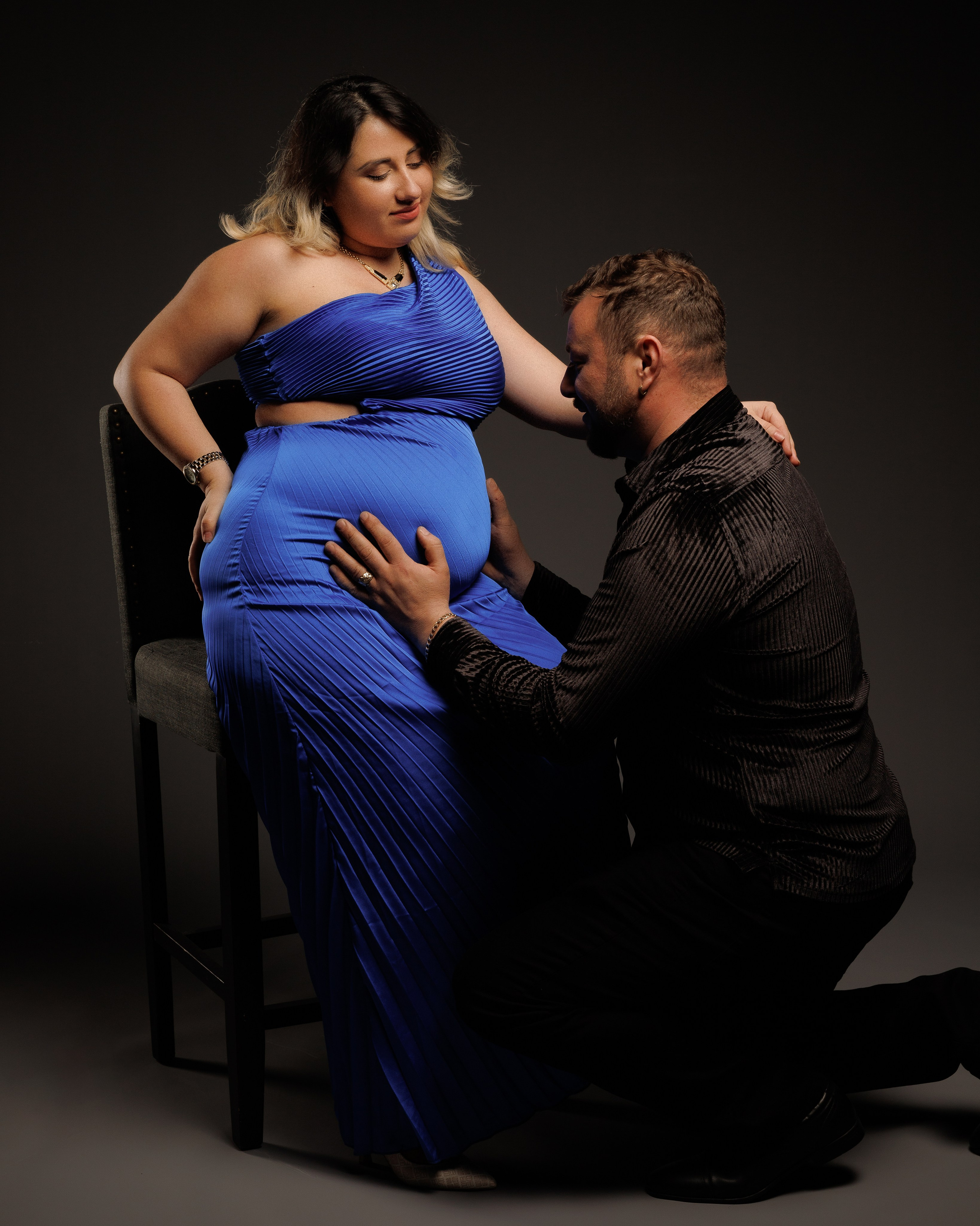 Maternity. Https://valeriubriciuc.com/