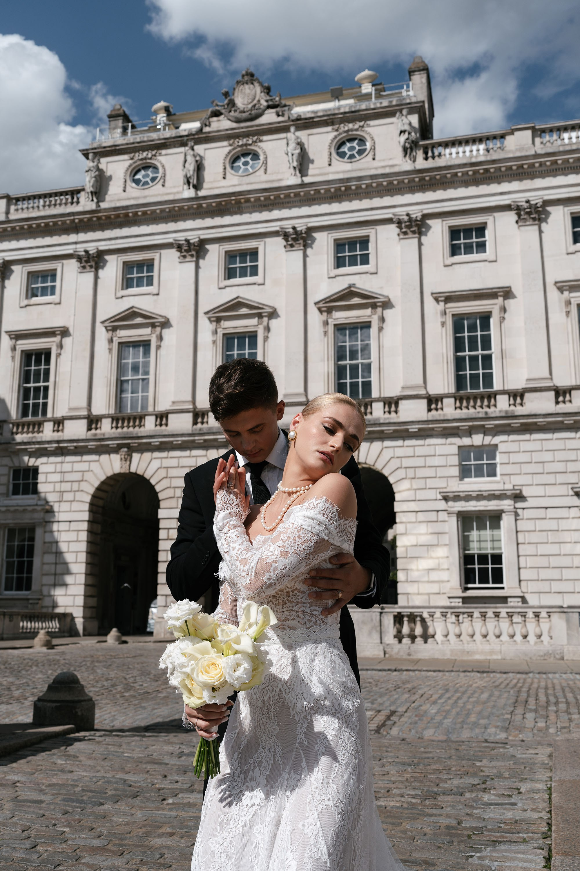 Anhelina and Dmytro. Fotógrafos de bodas de destino y creadores de contenido con base en España