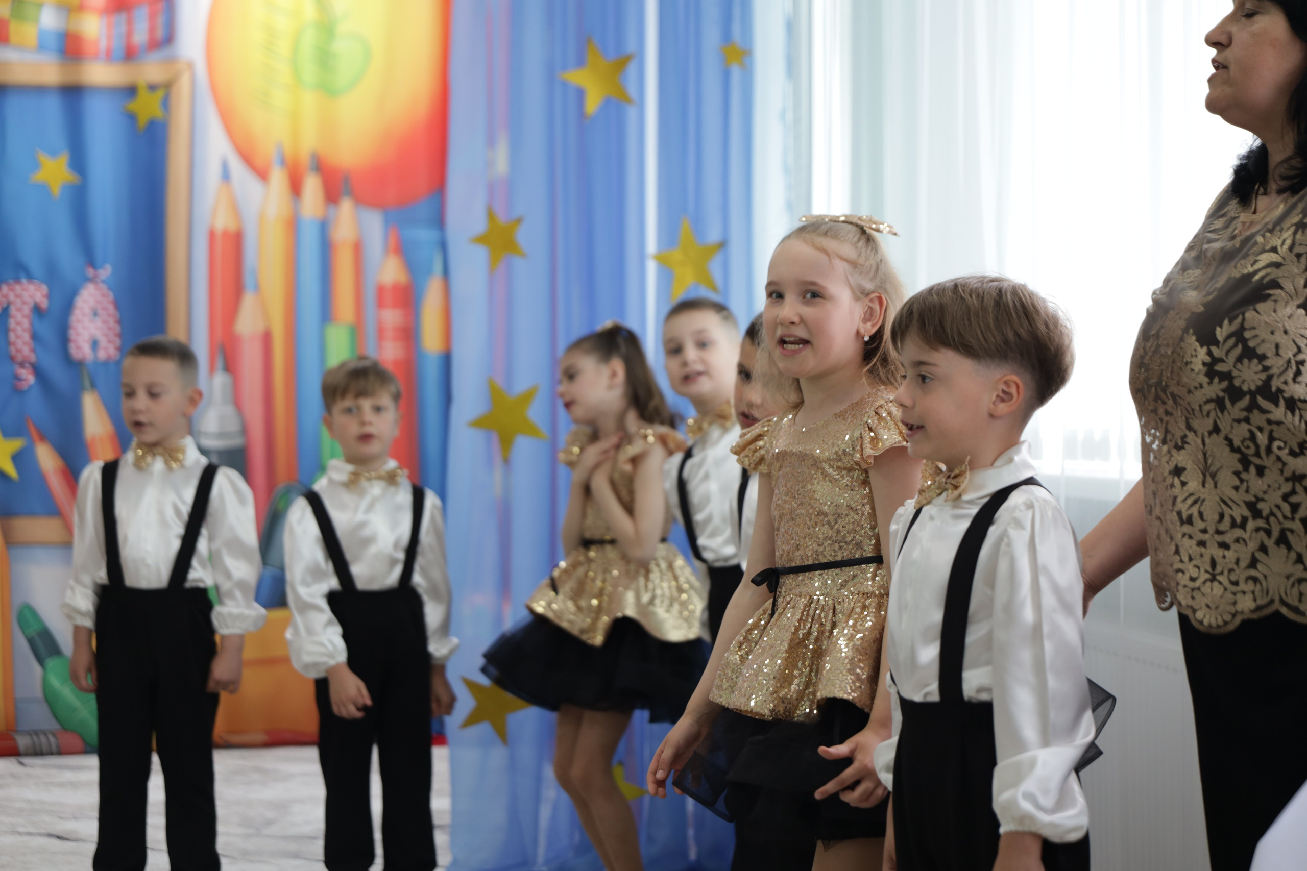 O filă de copilărie.... Alika Dia- Fotograf în Republica Moldova, Strășeni