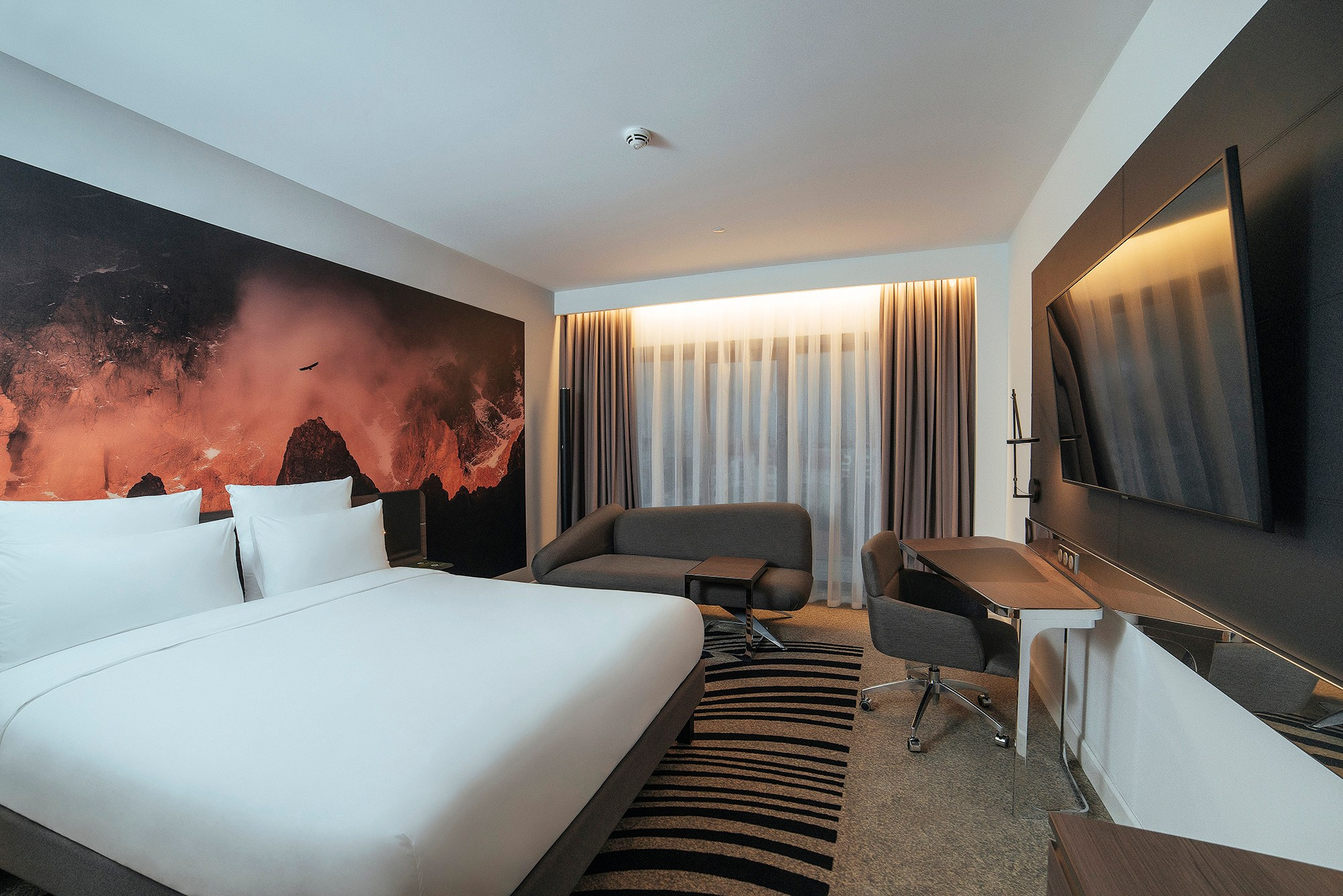 Hospitality. Dubai — Bishkek based Photographer