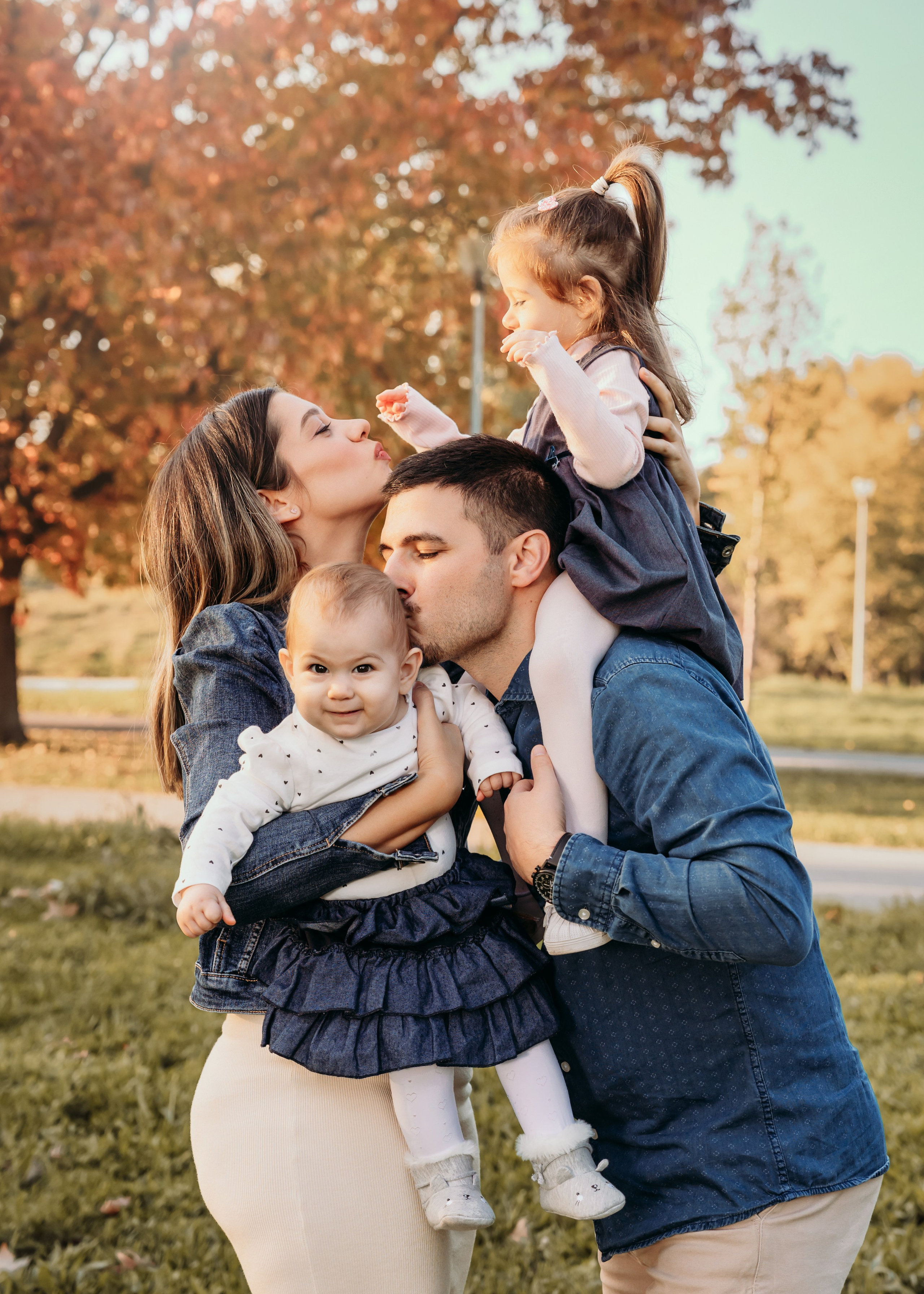 FOTOGRAFISANJE U PRIRODI. DEČIJI FOTOGRAF BEOGRAD|NOVOGODISNJE FOTOGRAFISANJE|CAKE SMASH