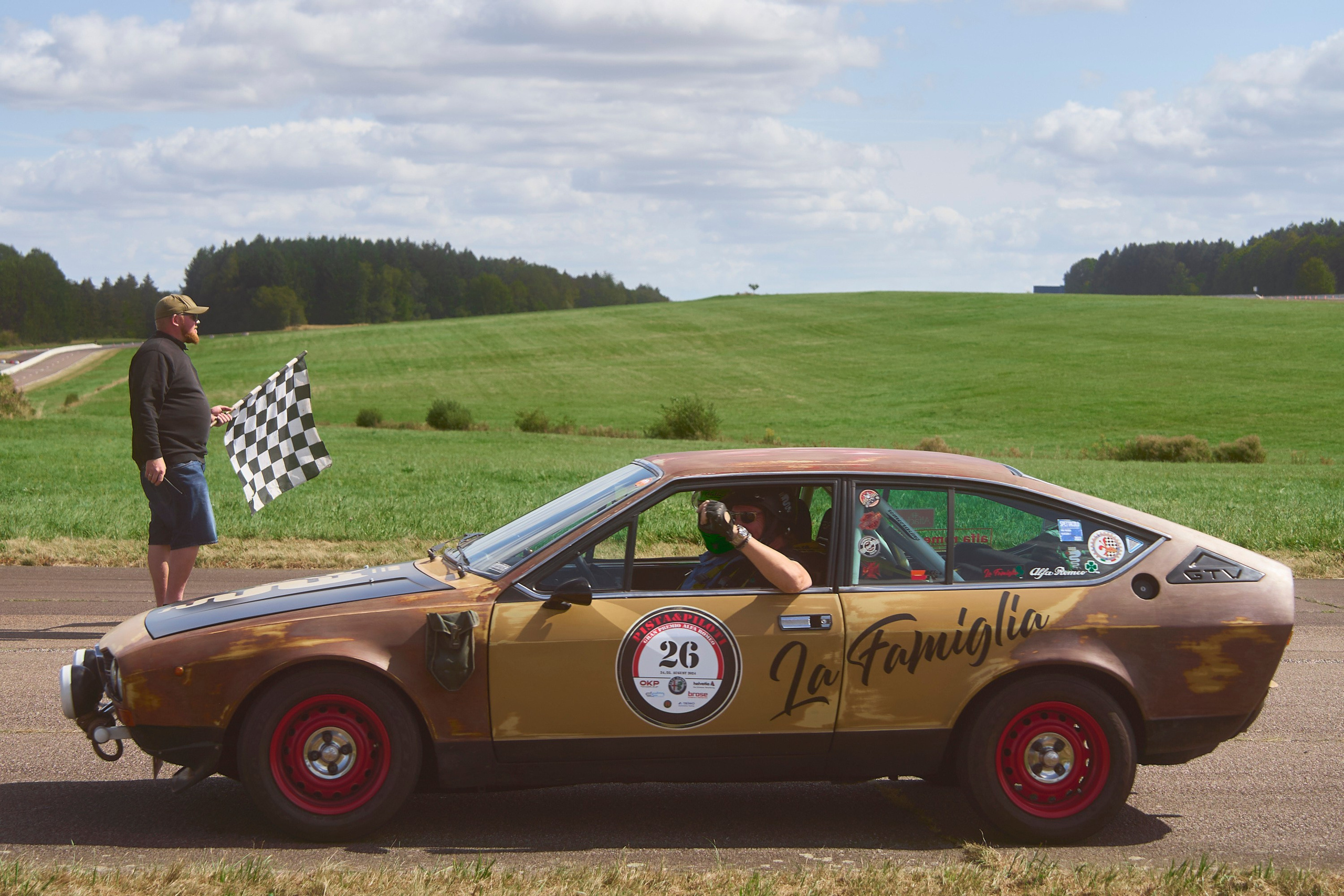 Pista & Piloti. Aleksandr Steinbrenner | Streetfotografie