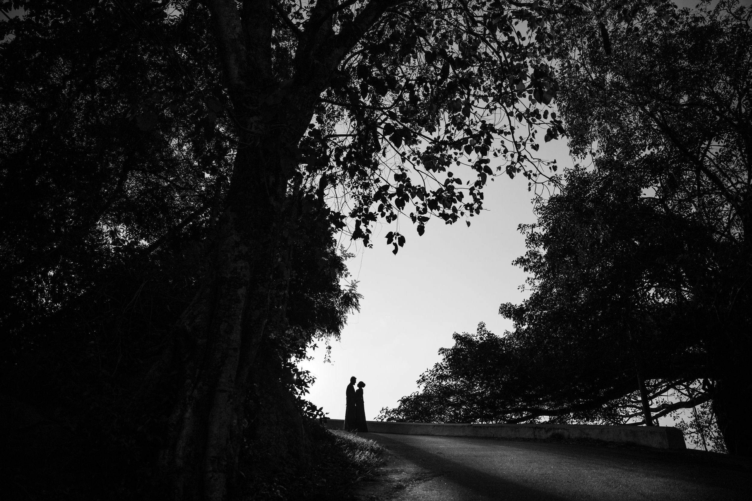A romantic post wedding couple shoot at Kurunegala