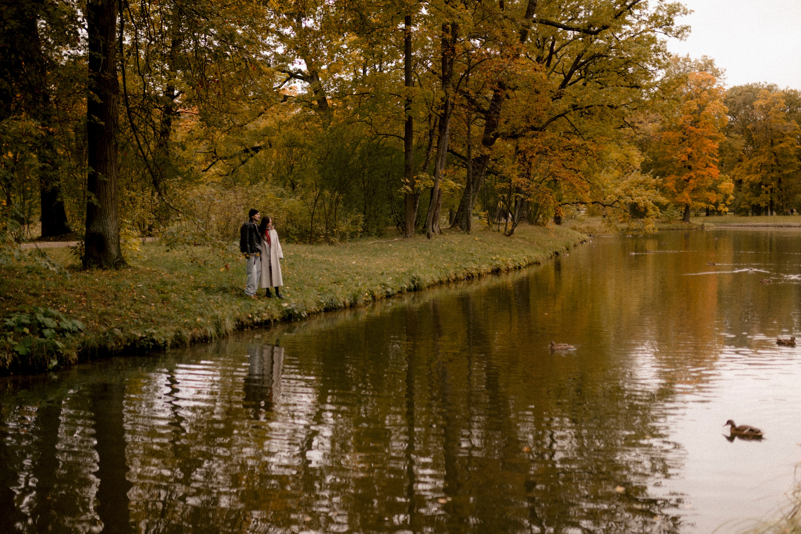Julia + Vitaly. Polina Sobol — family & documentary photographer in Bern. Outdoor & urban photo sessions for families, kids and couples