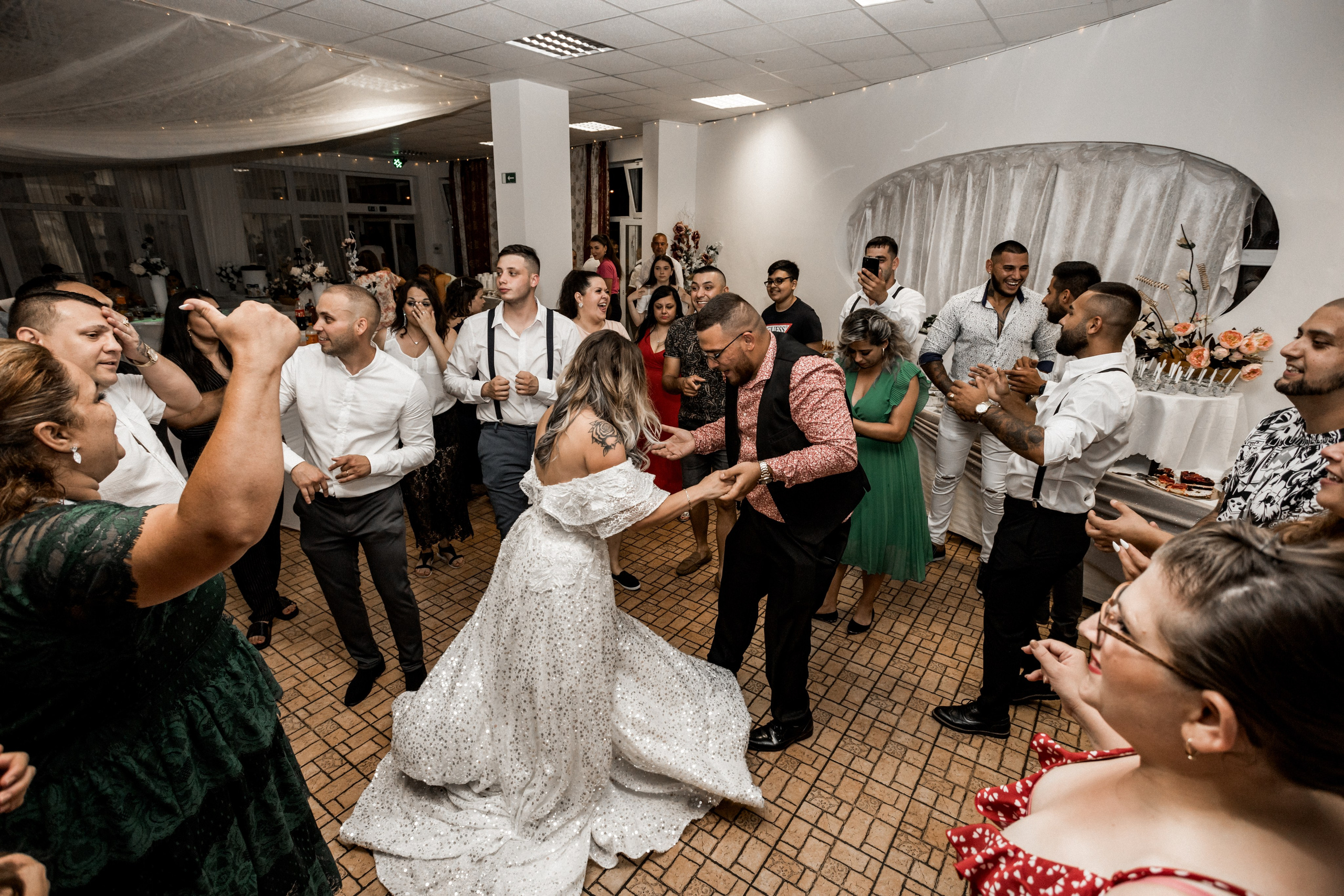 Pavel & Yveta. Svatební fotograf a kameraman v Česku a po celé Evropě — Teplice, Ústí nad Labem, Praha, Drážďany