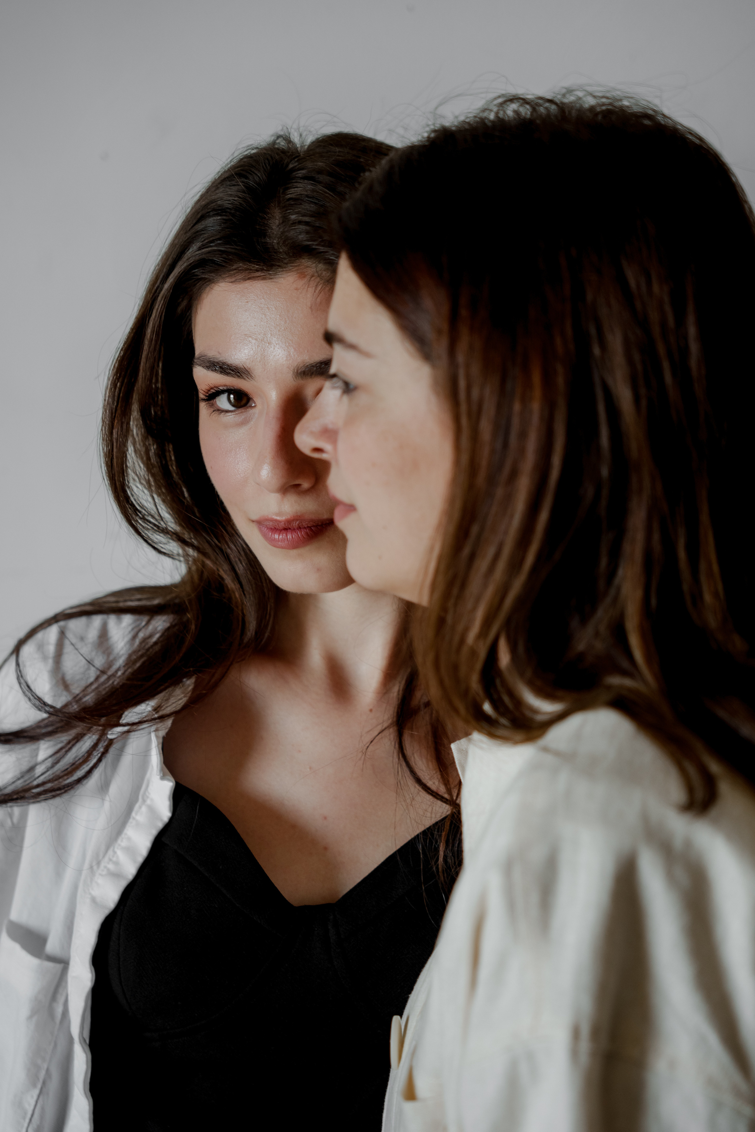 Sisters. Orange County Wedding Photographer & Videographer | Candid & Timeless Wedding Photo + Video | Italiantsev