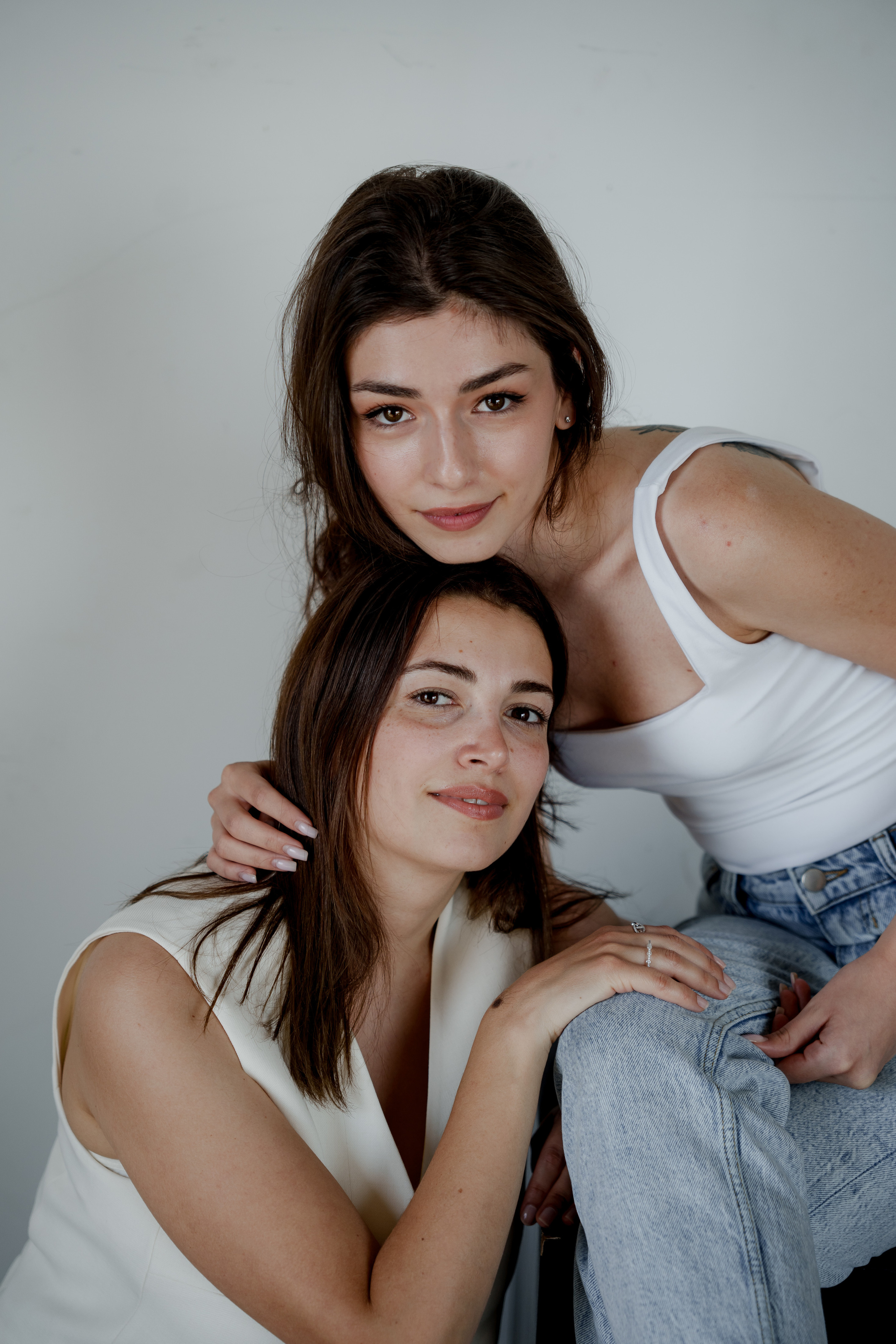 Sisters. Orange County Wedding Photographer & Videographer | Candid & Timeless Wedding Photo + Video | Italiantsev