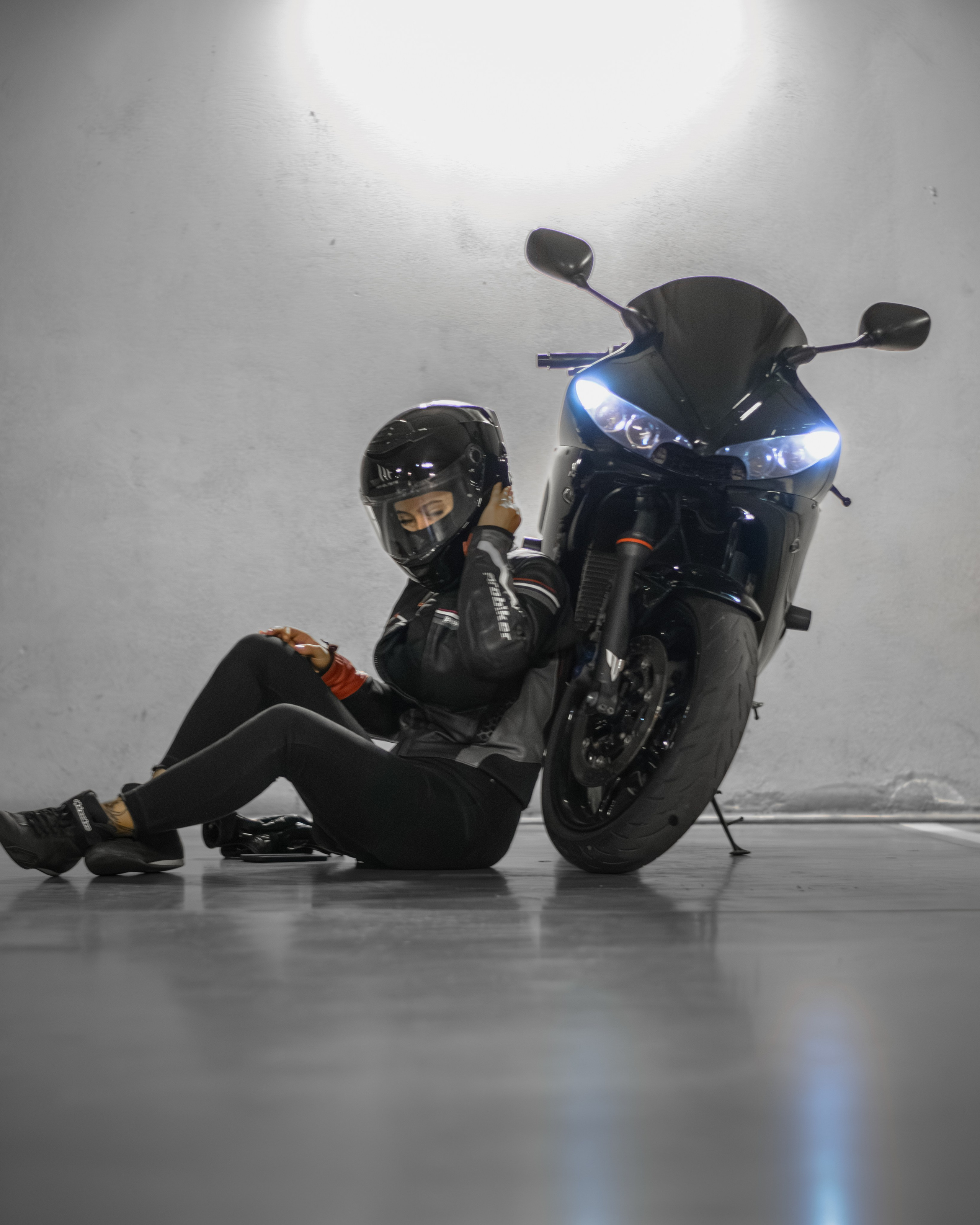 Yamaha R6. Johnnyshoots