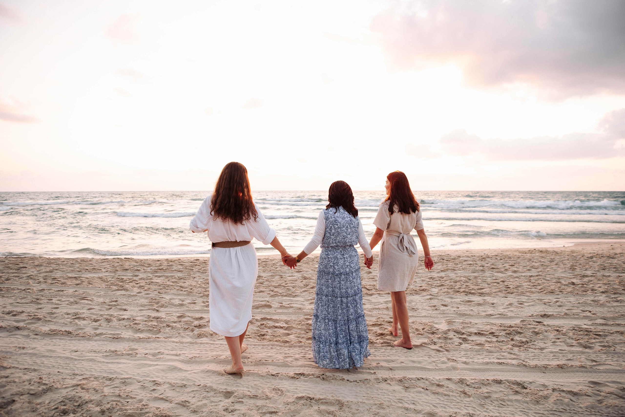 SEA PHOTOSESSION IN NETANYA. Https://shi-photo.com/
