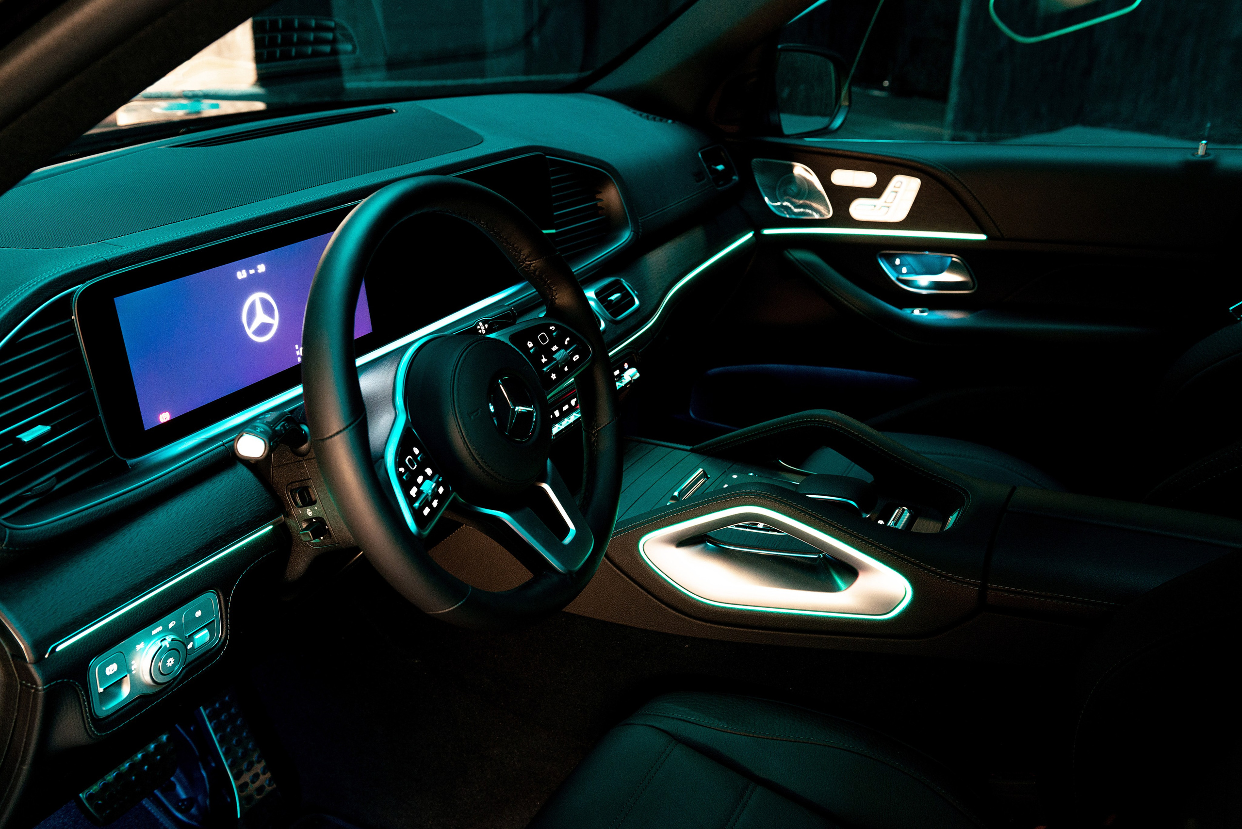 Автомобильная фотосъемка Mercedes GLS в студии. FOTÓGRAFO MÉXICO QUINTANA ROO