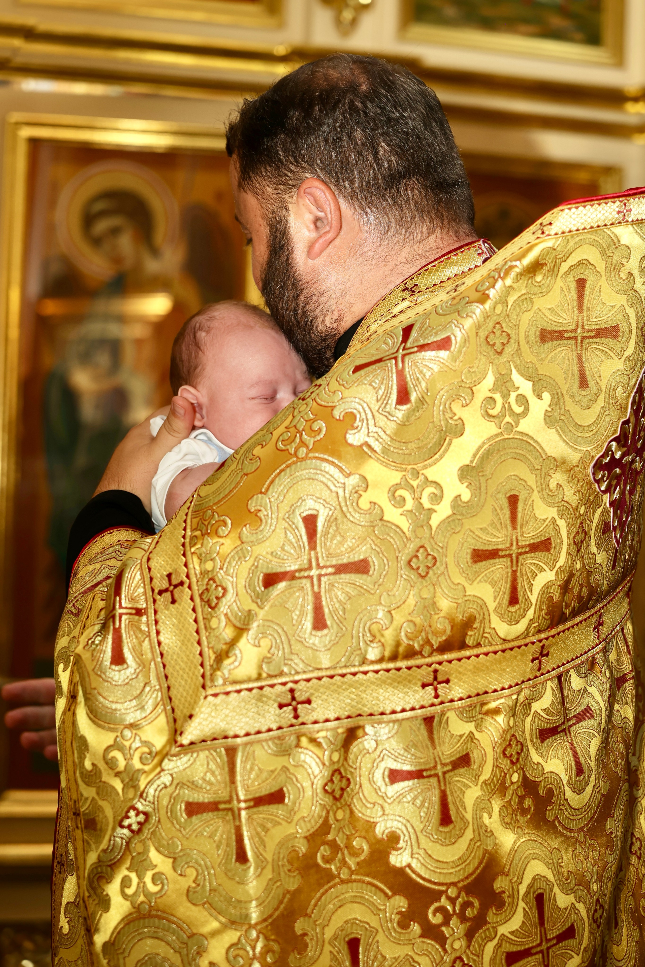 Botez. Fotograf al tainelor bisericești – Alina Fetu