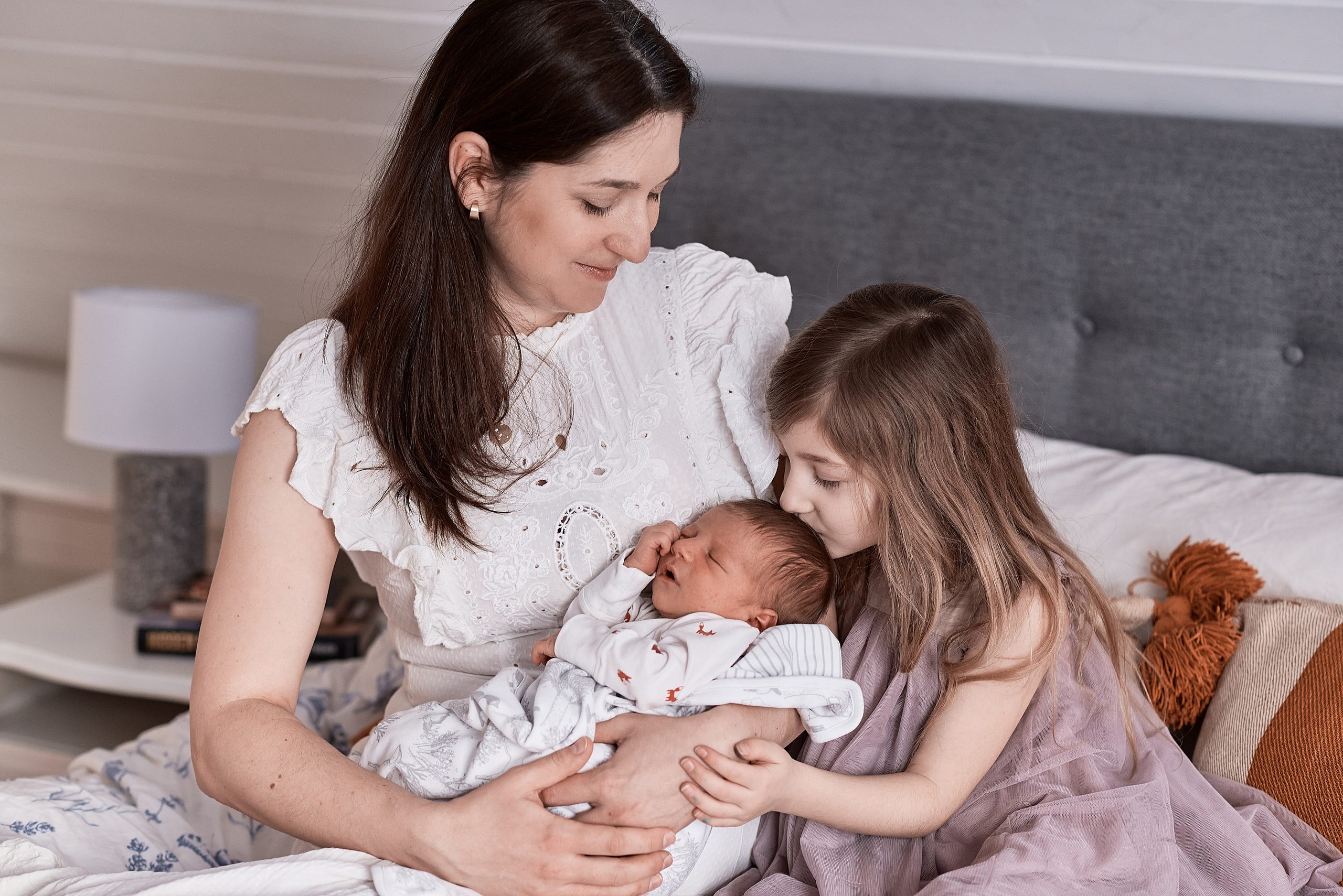 Nyföddfotografering. Family and portrait photographer Natalja Biteniece