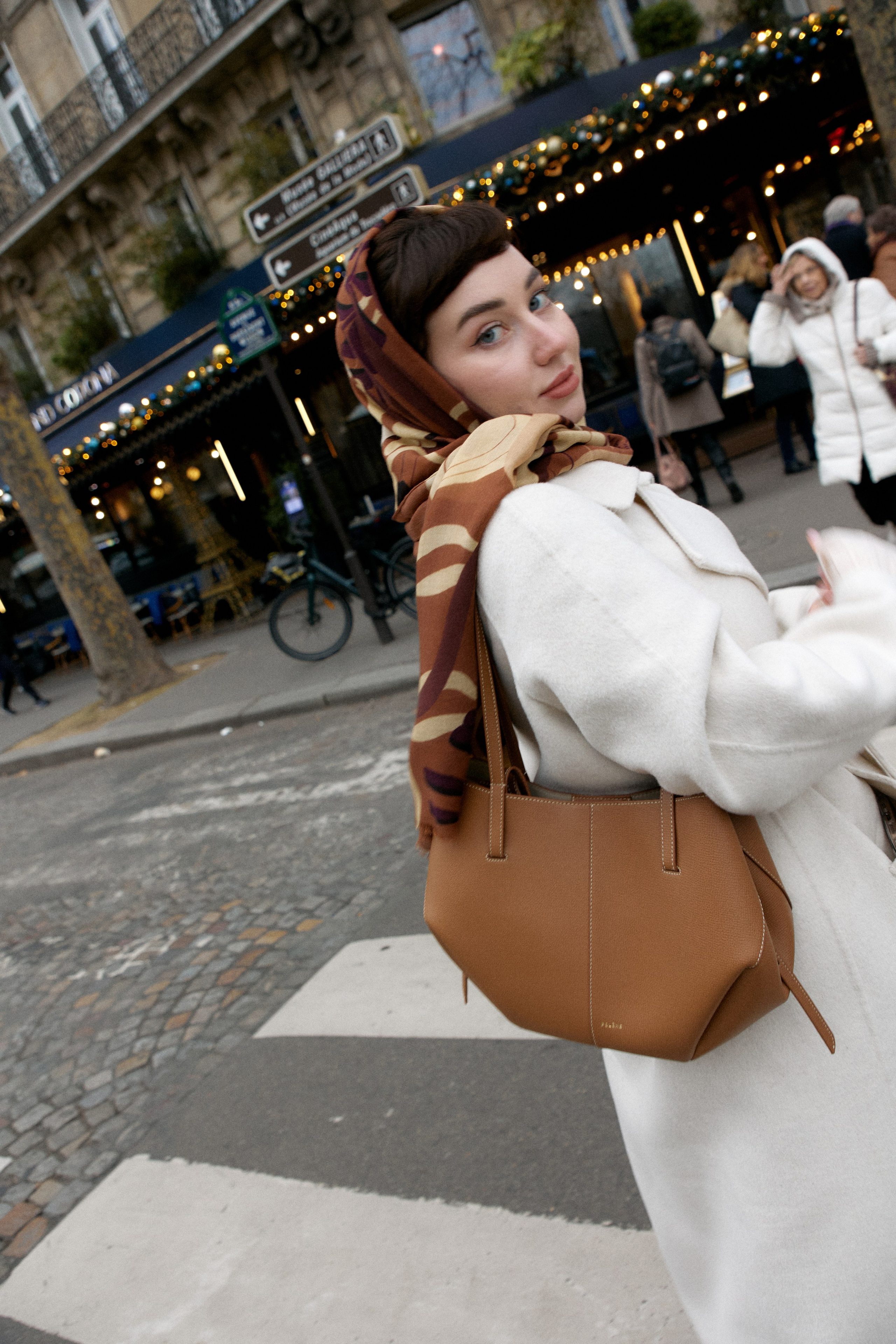 Li. Фотограф Париж