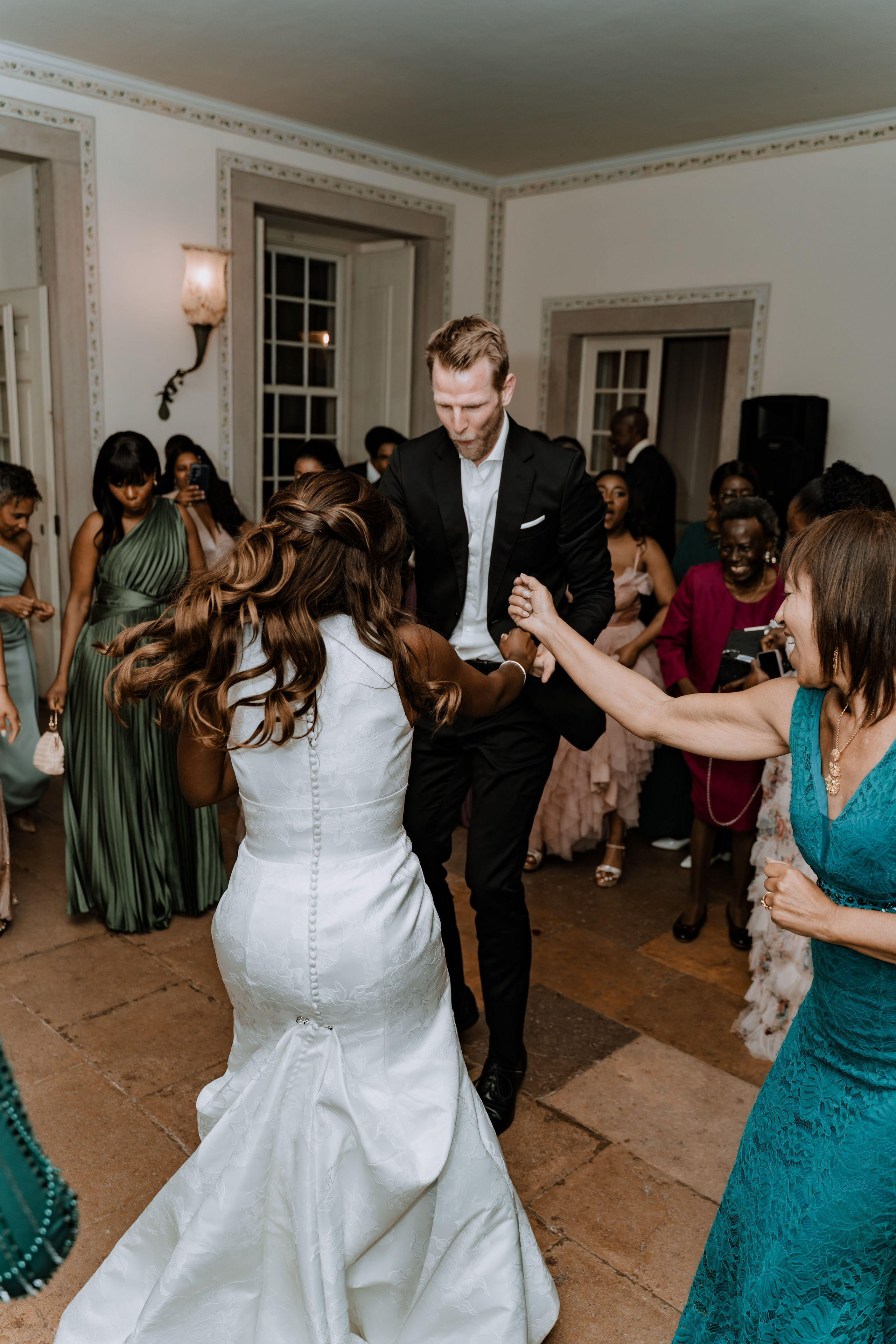 Maria & Artur. Fazemos o seu casamento ser lembrado por gerações