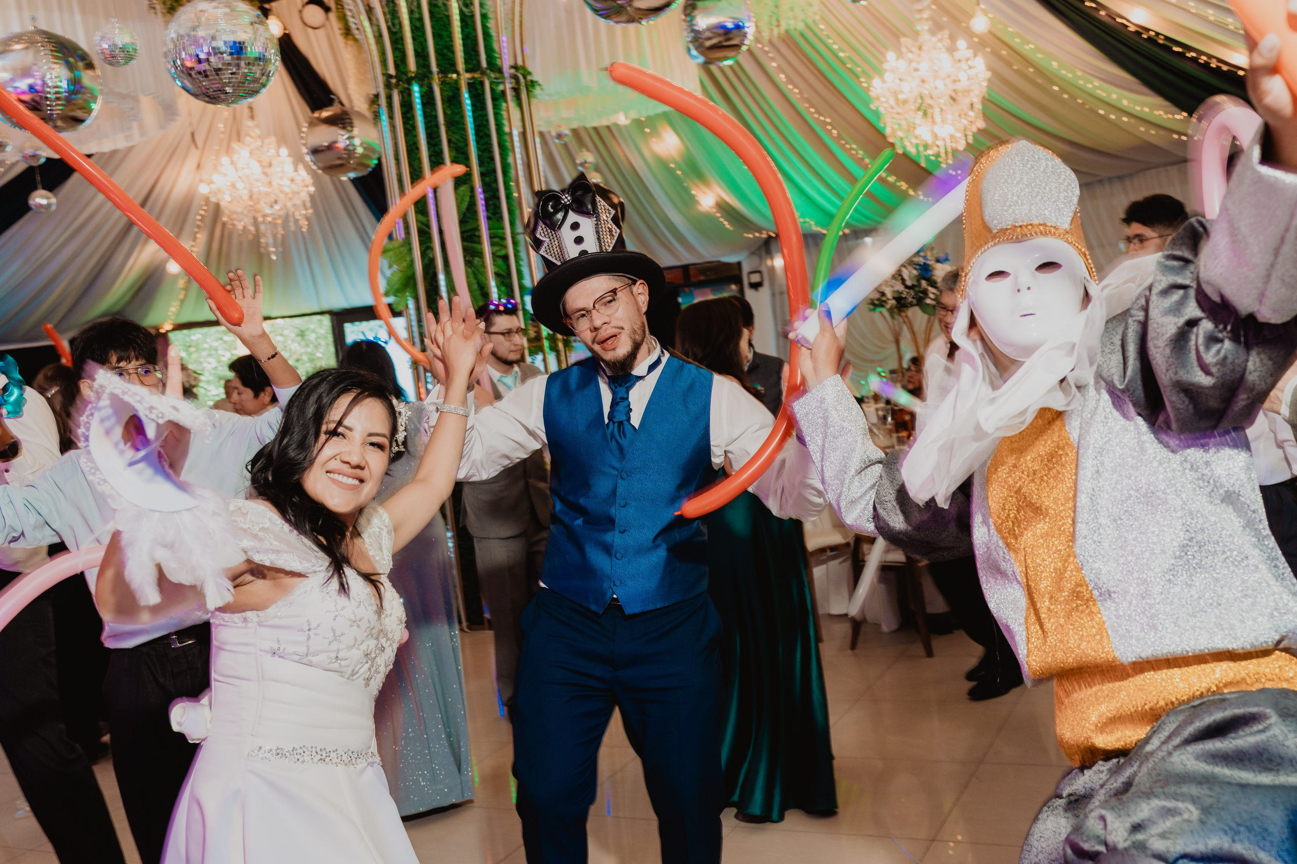 GABRIELA + JORGE | BODA CIVIL RELIGIOSA. Studio KVTA | Fotografía y Video de Bodas en Arequipa