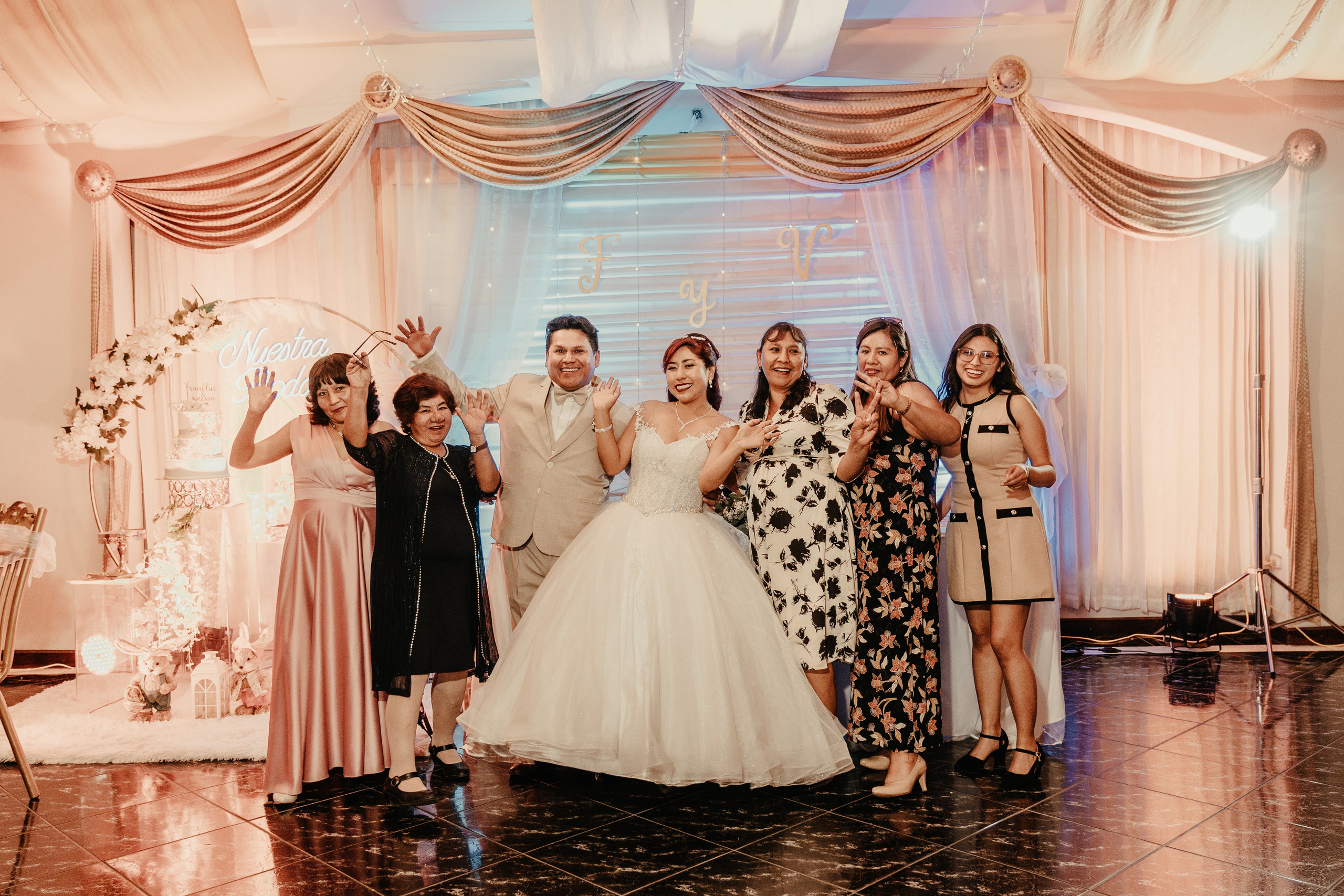 VANESSA + FRANKLIN BODA RELIGIOSA. Studio KVTA | Fotografía y Video de Bodas en Arequipa