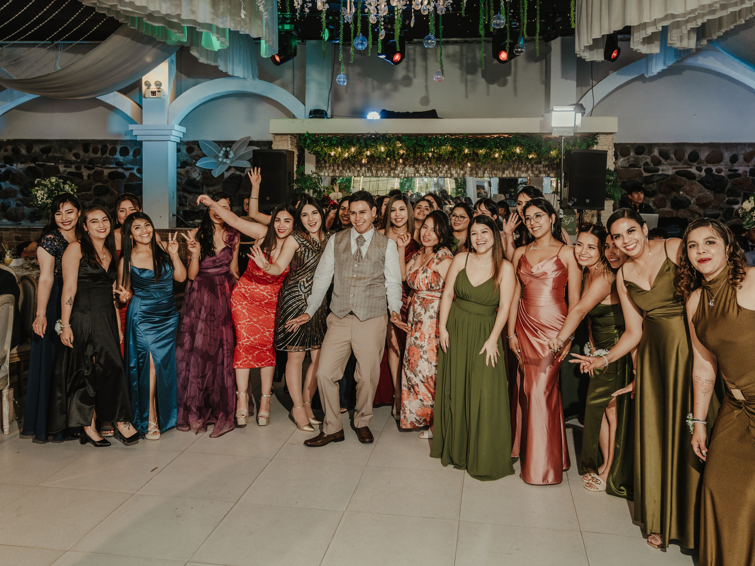 CARLA Y MARIO BODA RELIGIOSA. Studio KVTA | Fotografía y Video de Bodas en Arequipa
