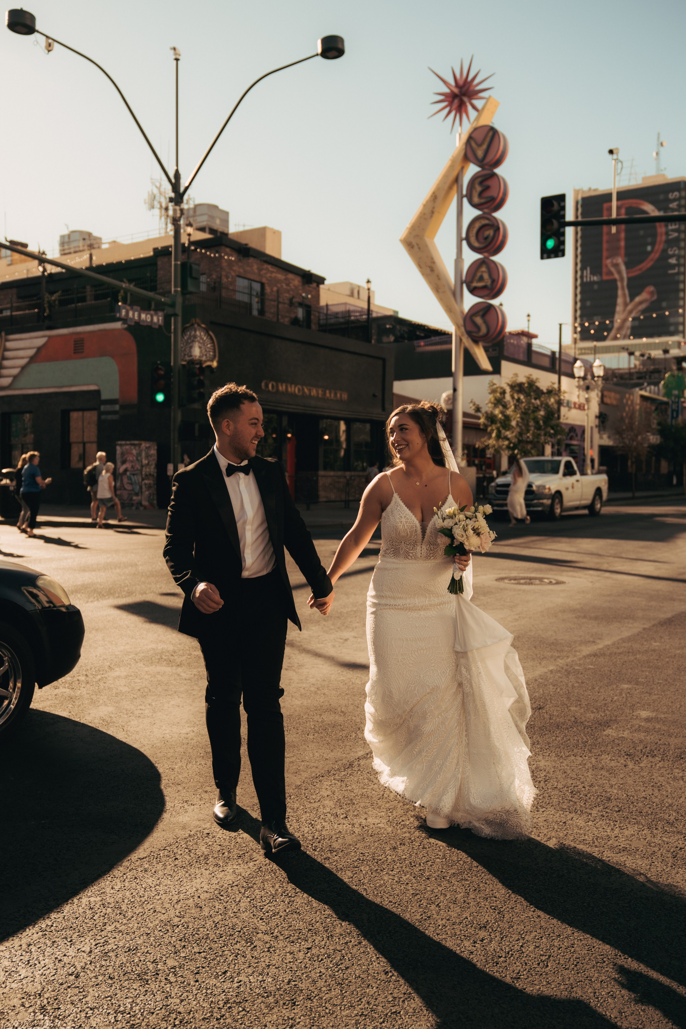 Georgia&Kyran. Wedding & elopement photographer Viktoriya Kravtsov. Las Vegas