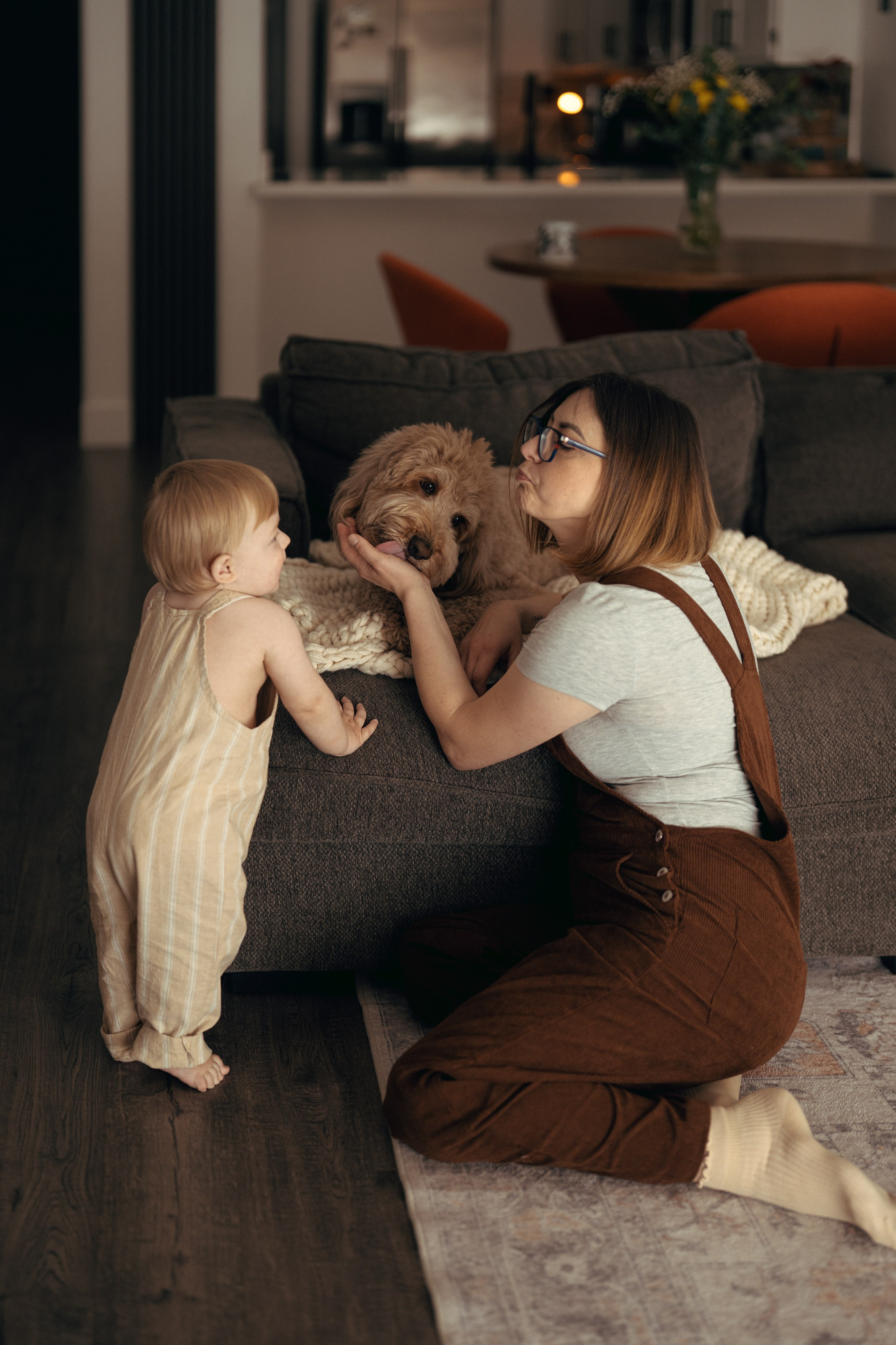 Liam Noah, Angela & Cooper. Wedding & elopement photographer Viktoriya Kravtsov. Las Vegas