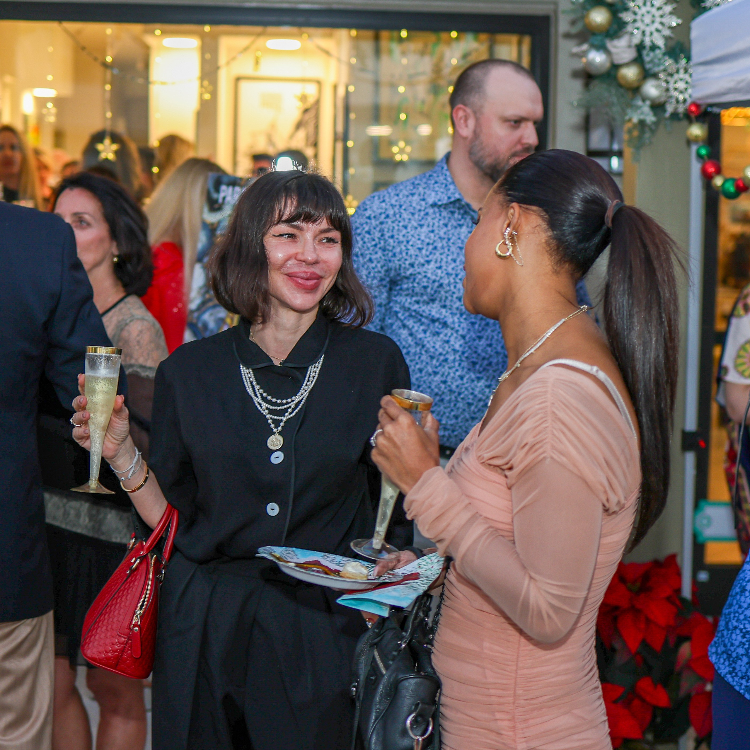 Pacific Coast Lifestyle Magazine. Out and About 239