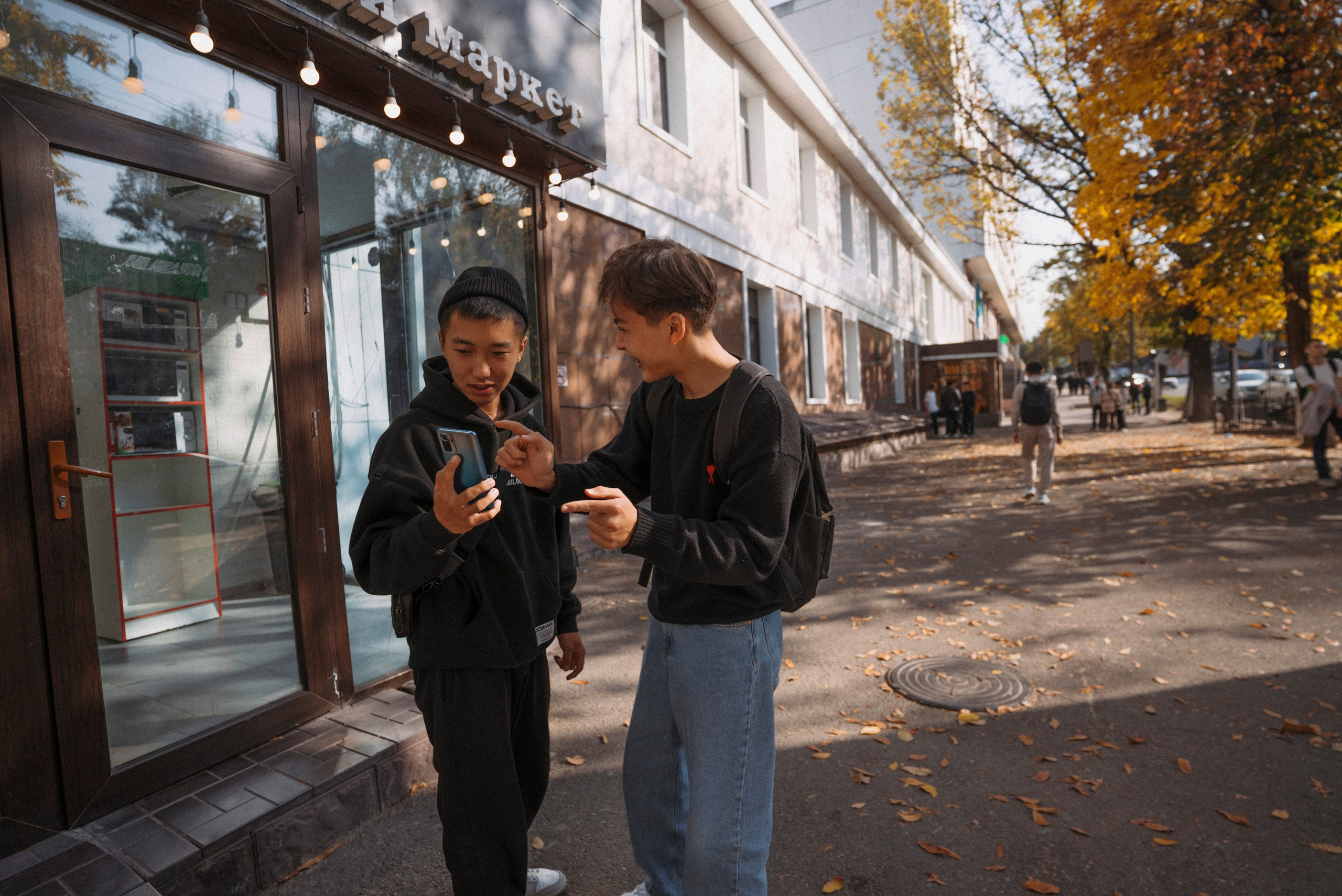 КАЗАХСТАН. Стрит-фотография, полная абсурда, идиотизма и красоты