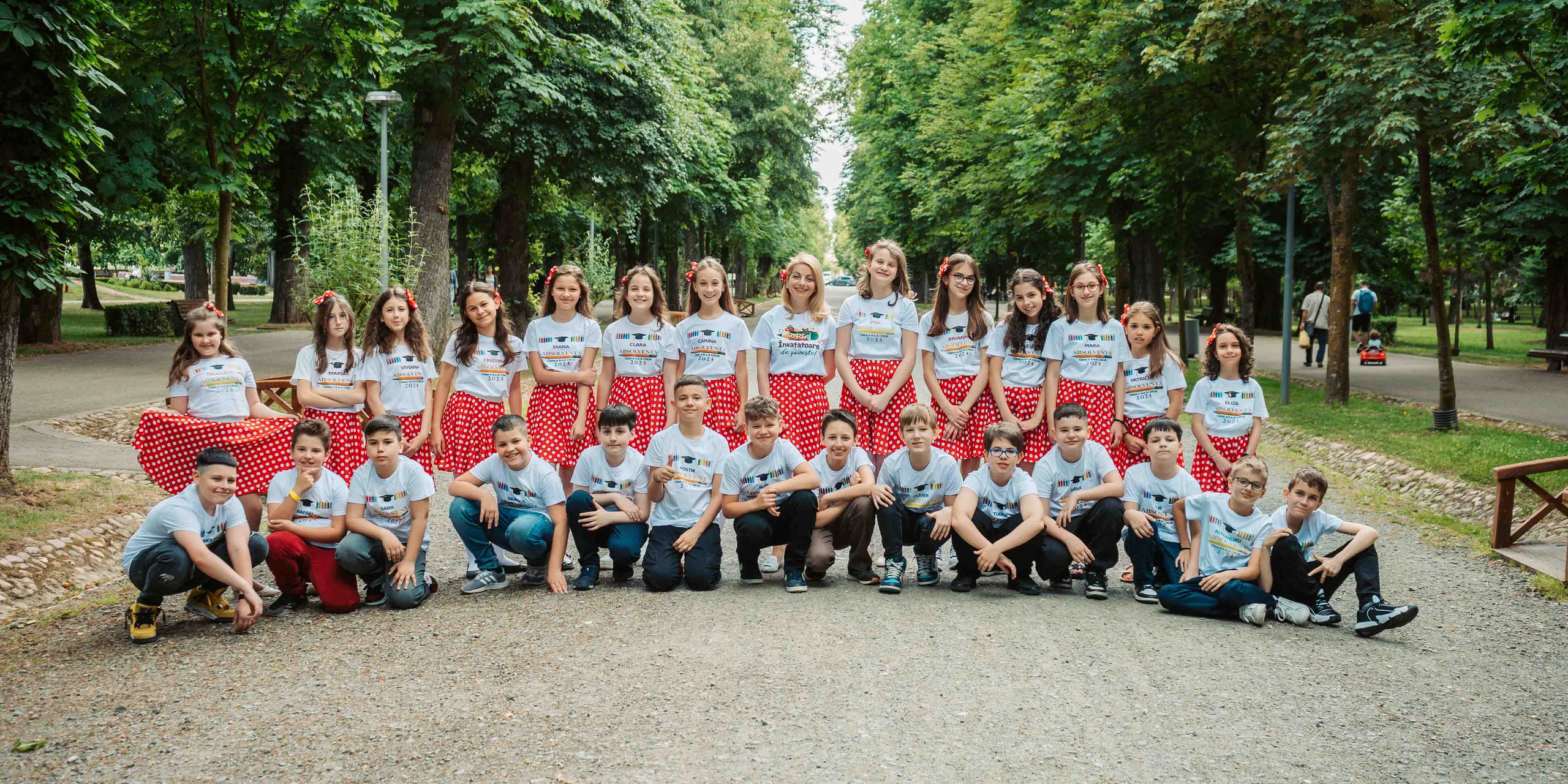 4B - George Baritiu. Contrast Studio