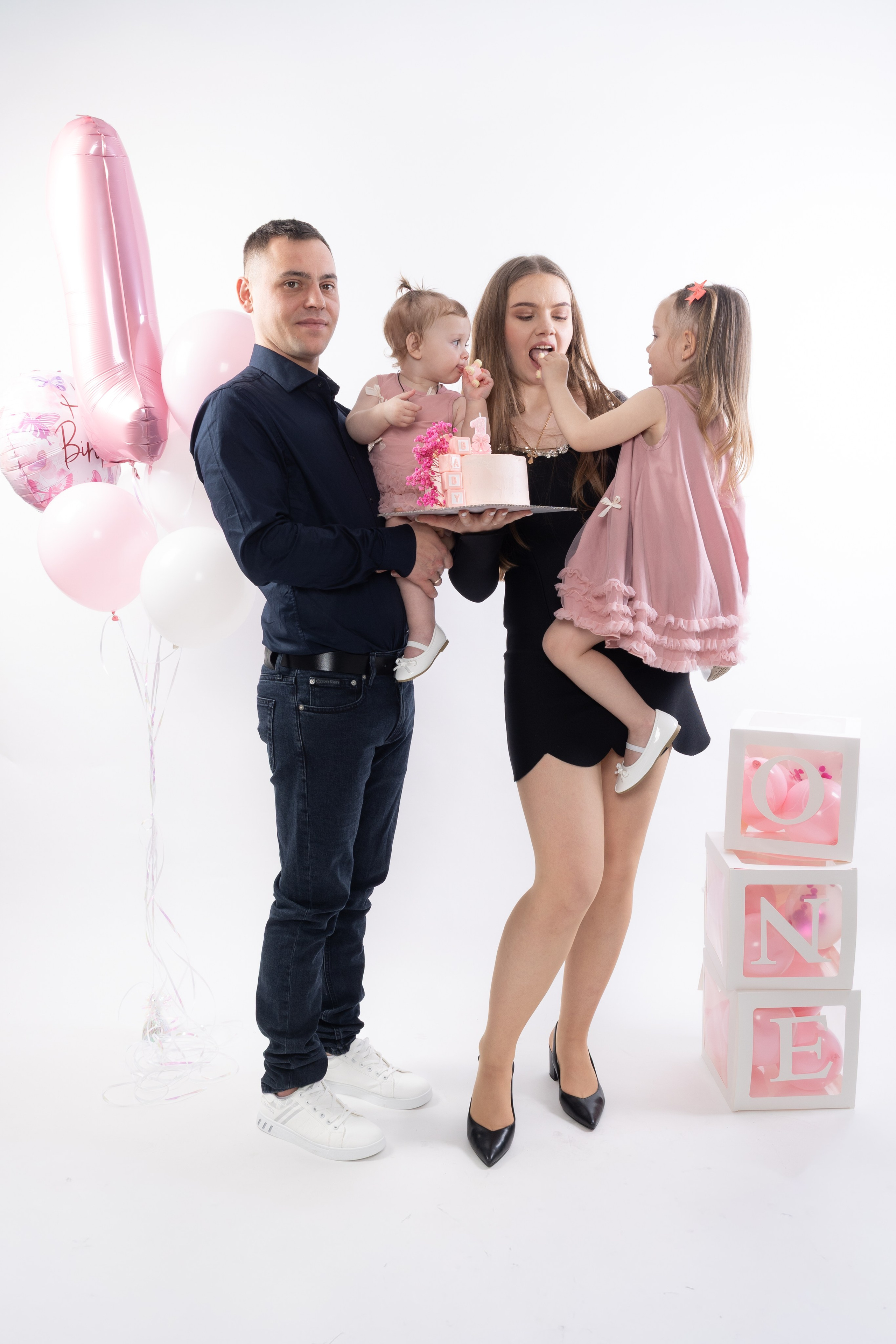 Happy Birthday. Portrait and Family Photographer in Netherlands