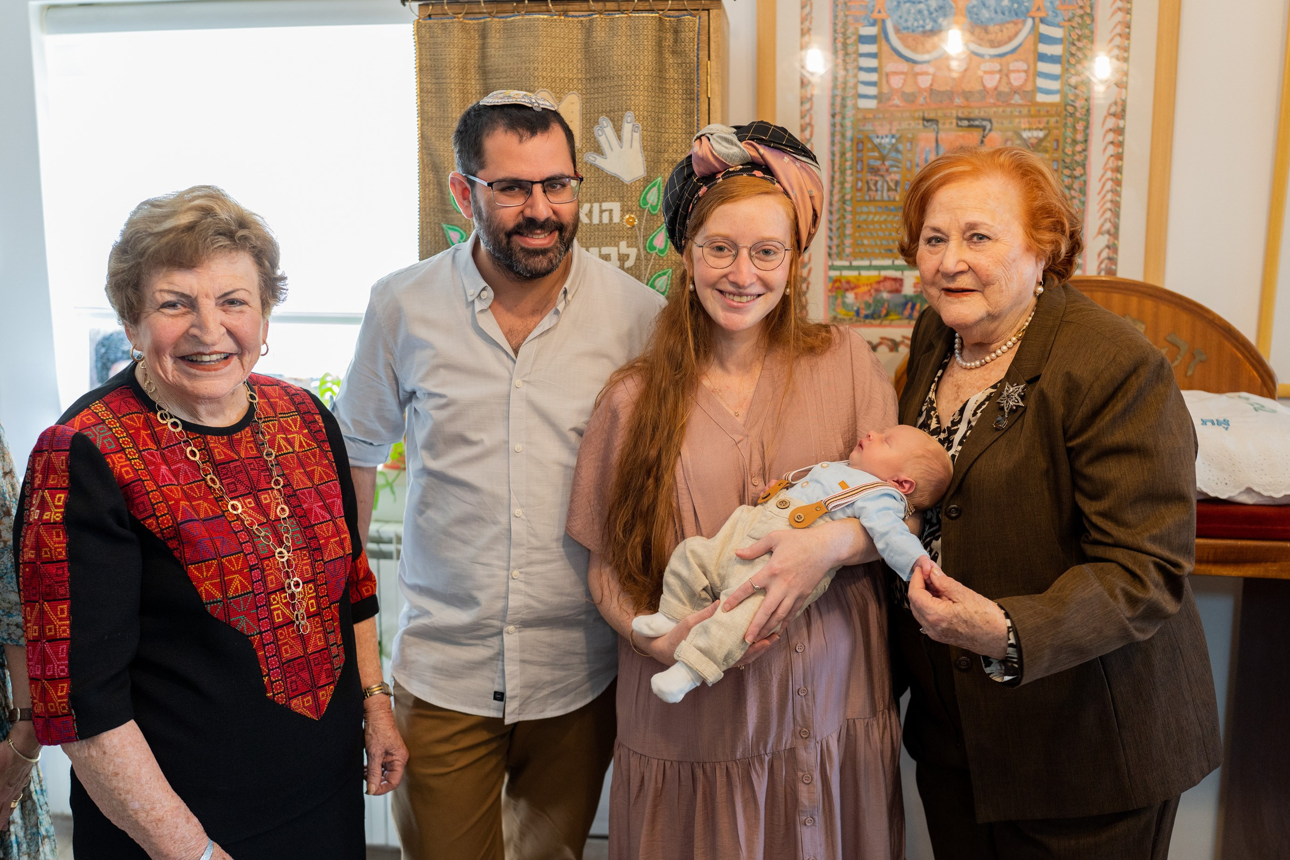 משפחת ברנד. יוסף מזרחי צילום חתונה, ברית וזוגיות. צלם מקצועי שאוהב להוציא אתכם הכי יפים ברגעים הכי מרגשים