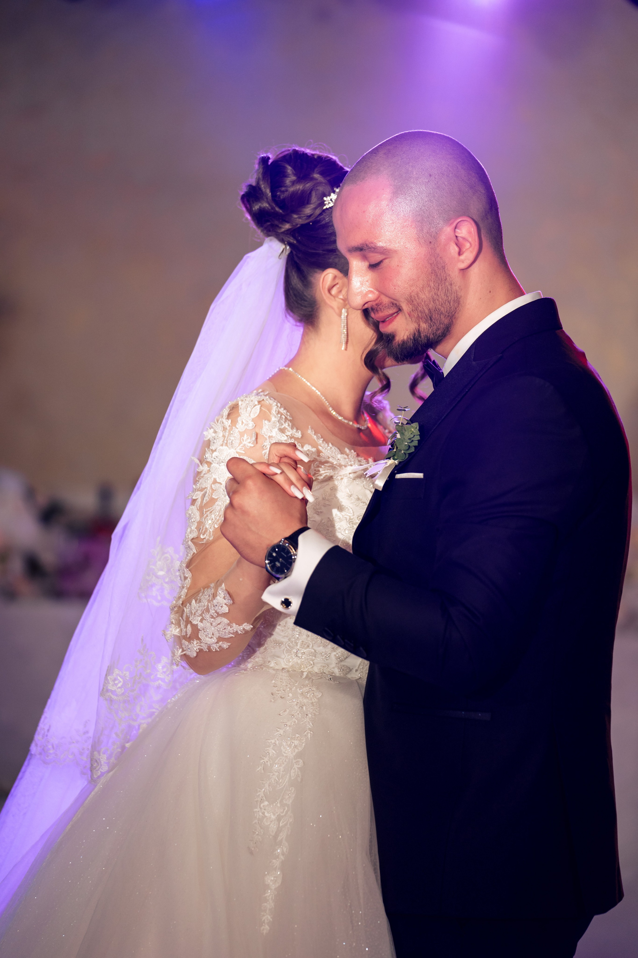 Ionela & Alex. Acasă