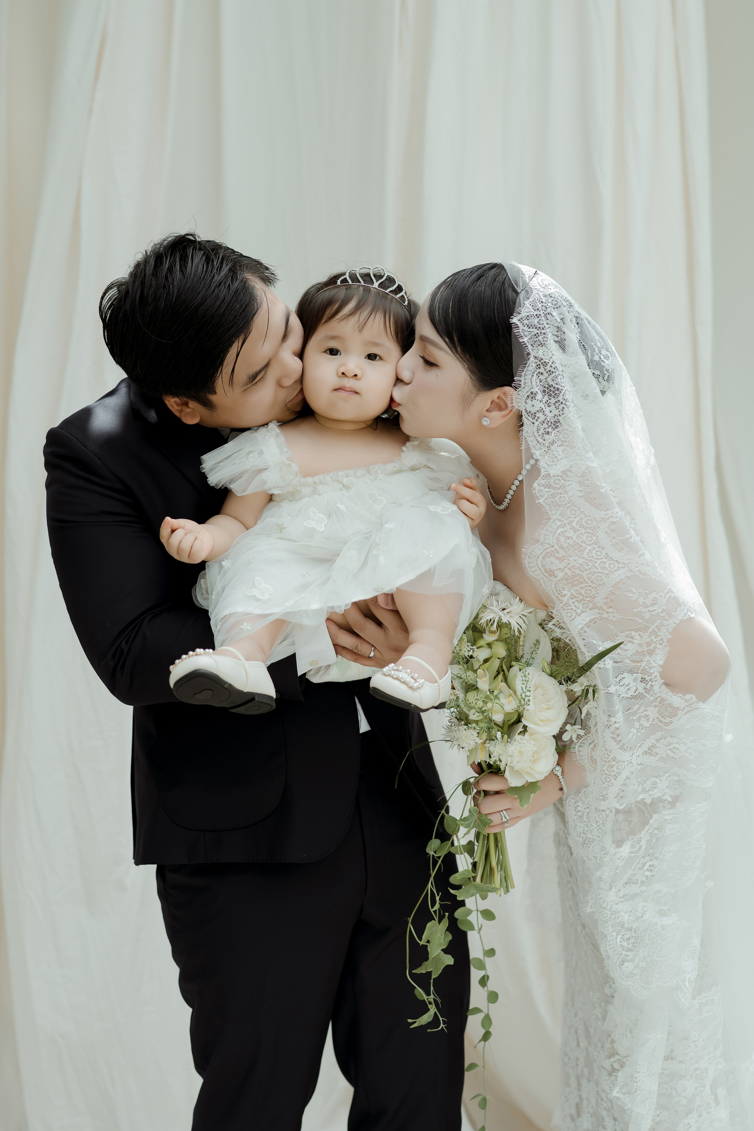 Khoa + Vi. BenColor Studio