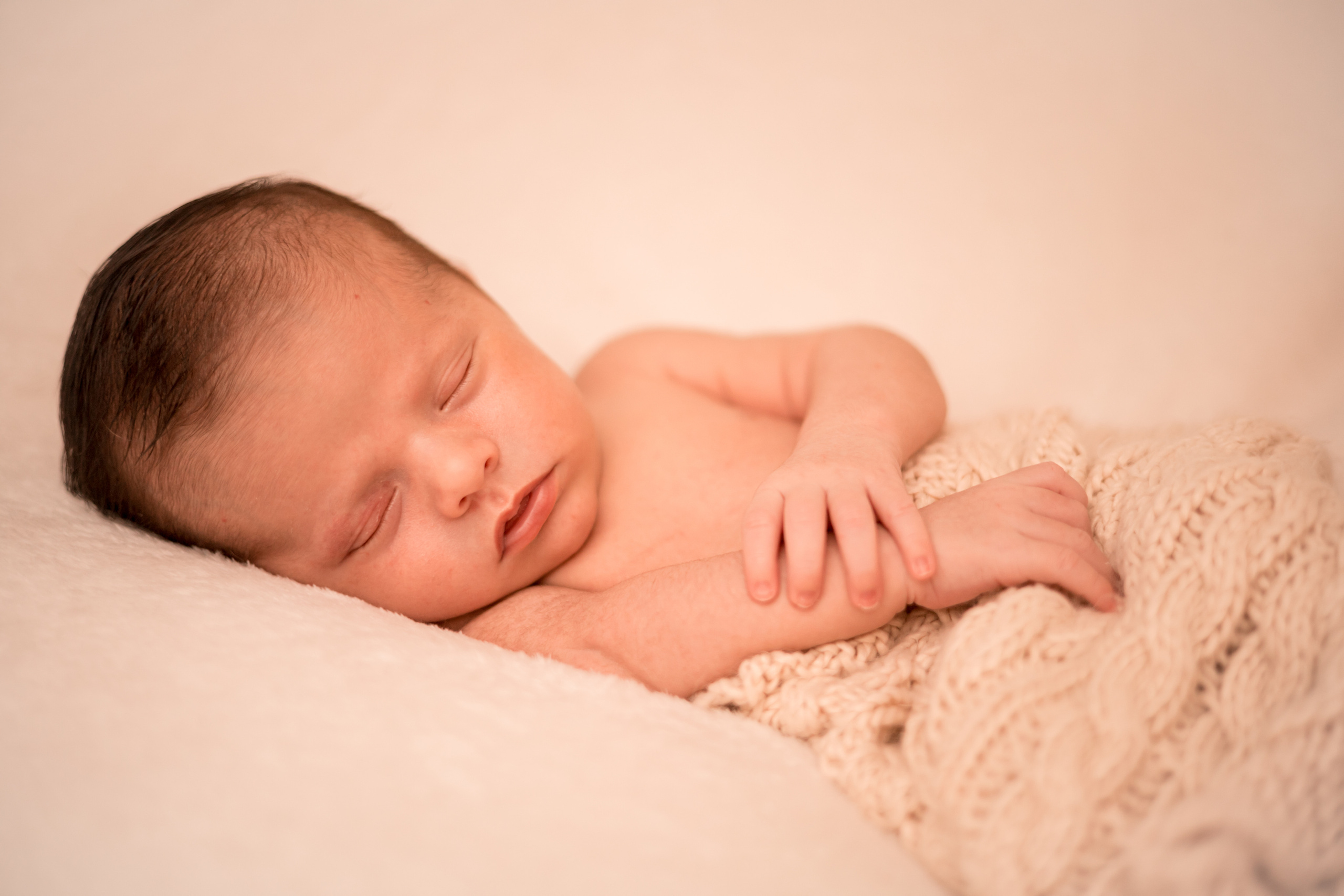 Neugeborene. Familien und Kinderfotografin in Mainz / Wiesbaden / Frankfurt am Main