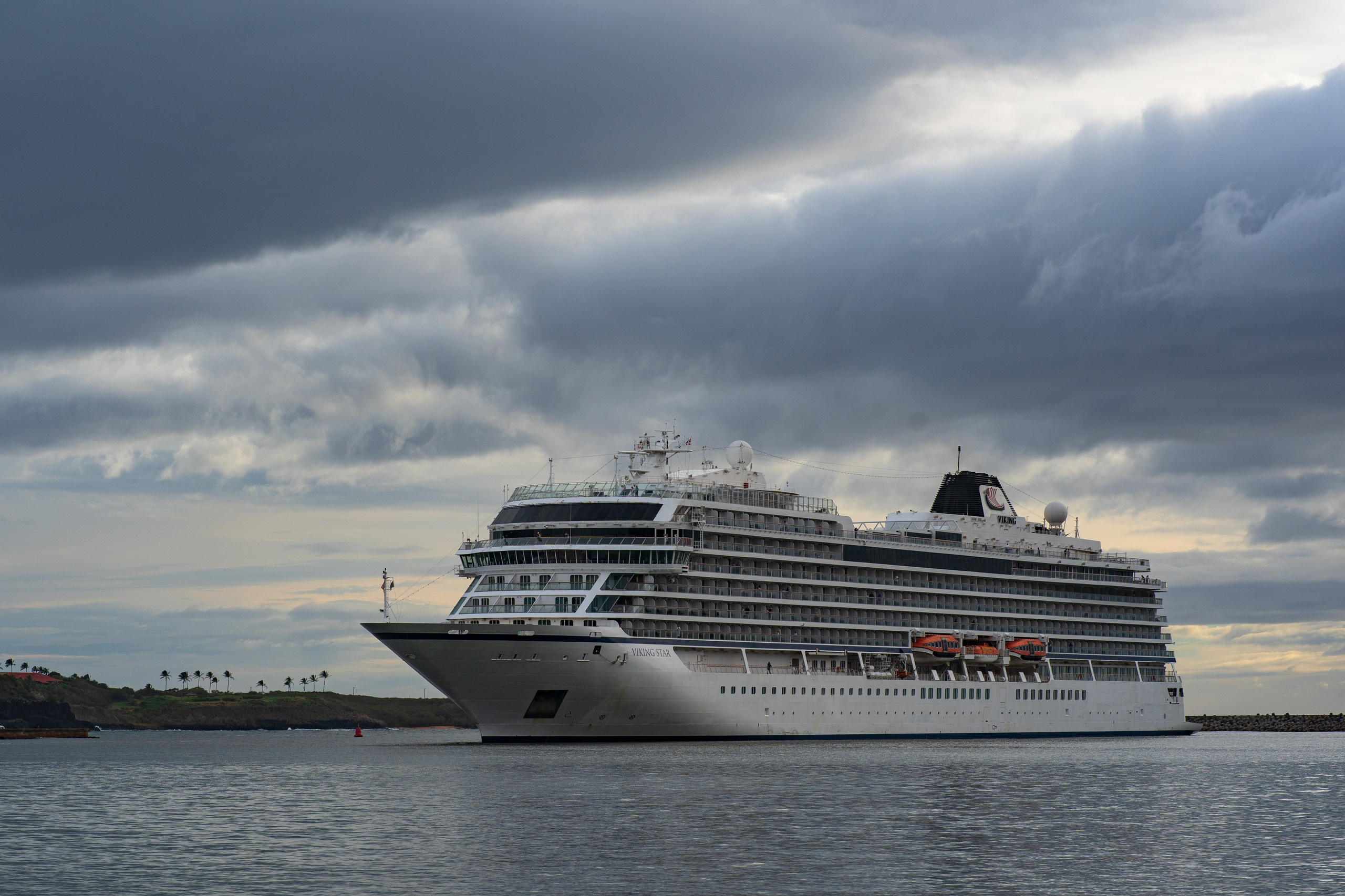 SHIPS. Awards winning photographer in Kauai, Hawaii