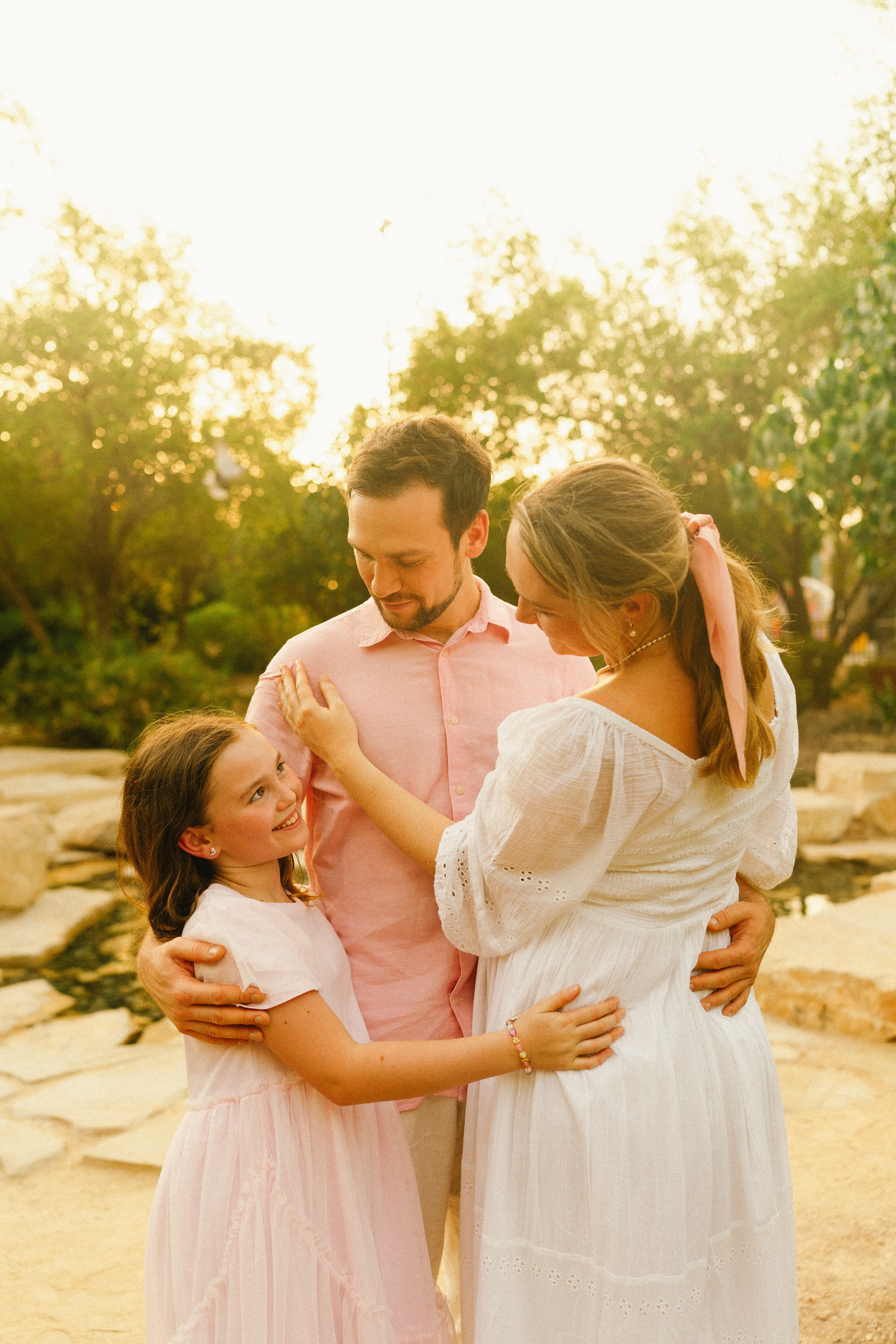 Abu Dhabi family photographer. Professional Photographer Abu Dhabi, Dubai — Yulia Ismoilova | 2025