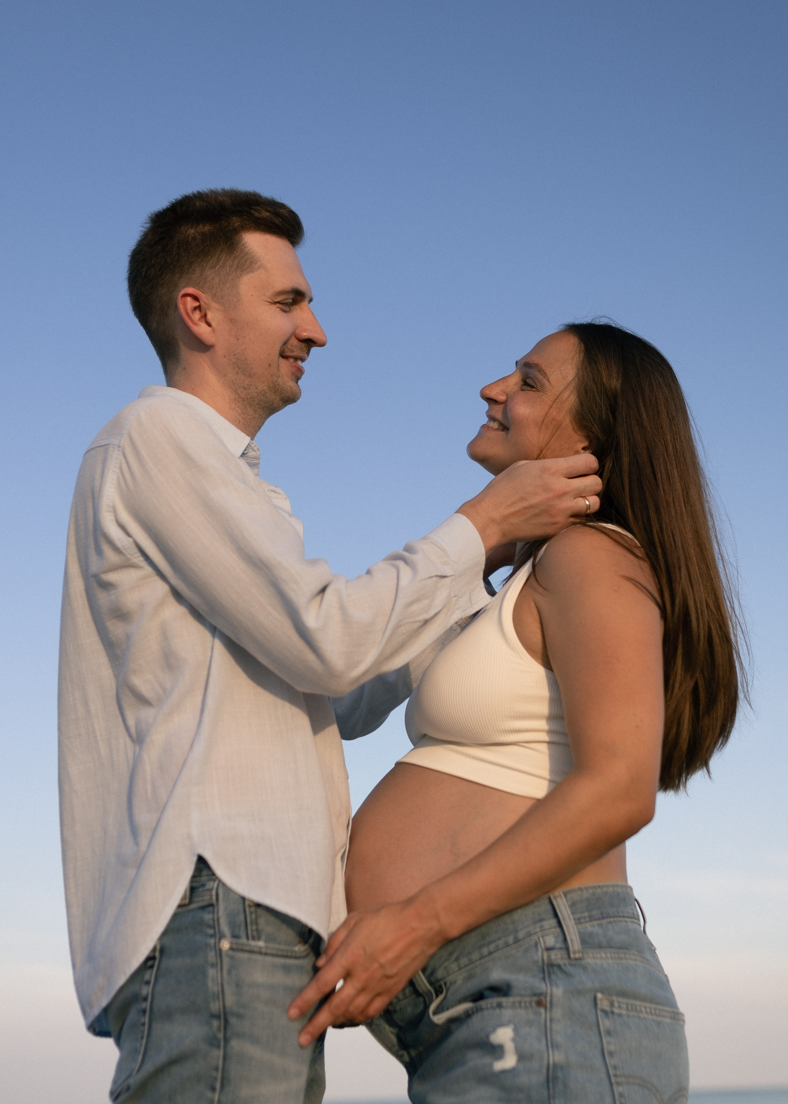 T + A Maternity at the Beach. Portrait and couples photographer in Florida, Valeriia Honcharova