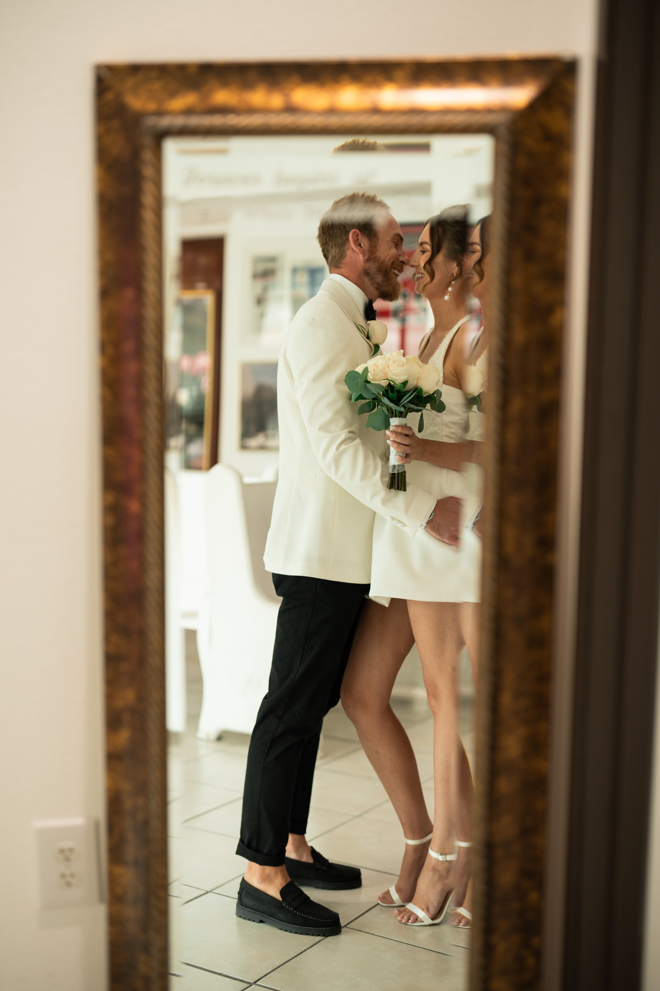 Emma&Daniel. Wedding & elopement photographer Viktoriya Kravtsov. Las Vegas